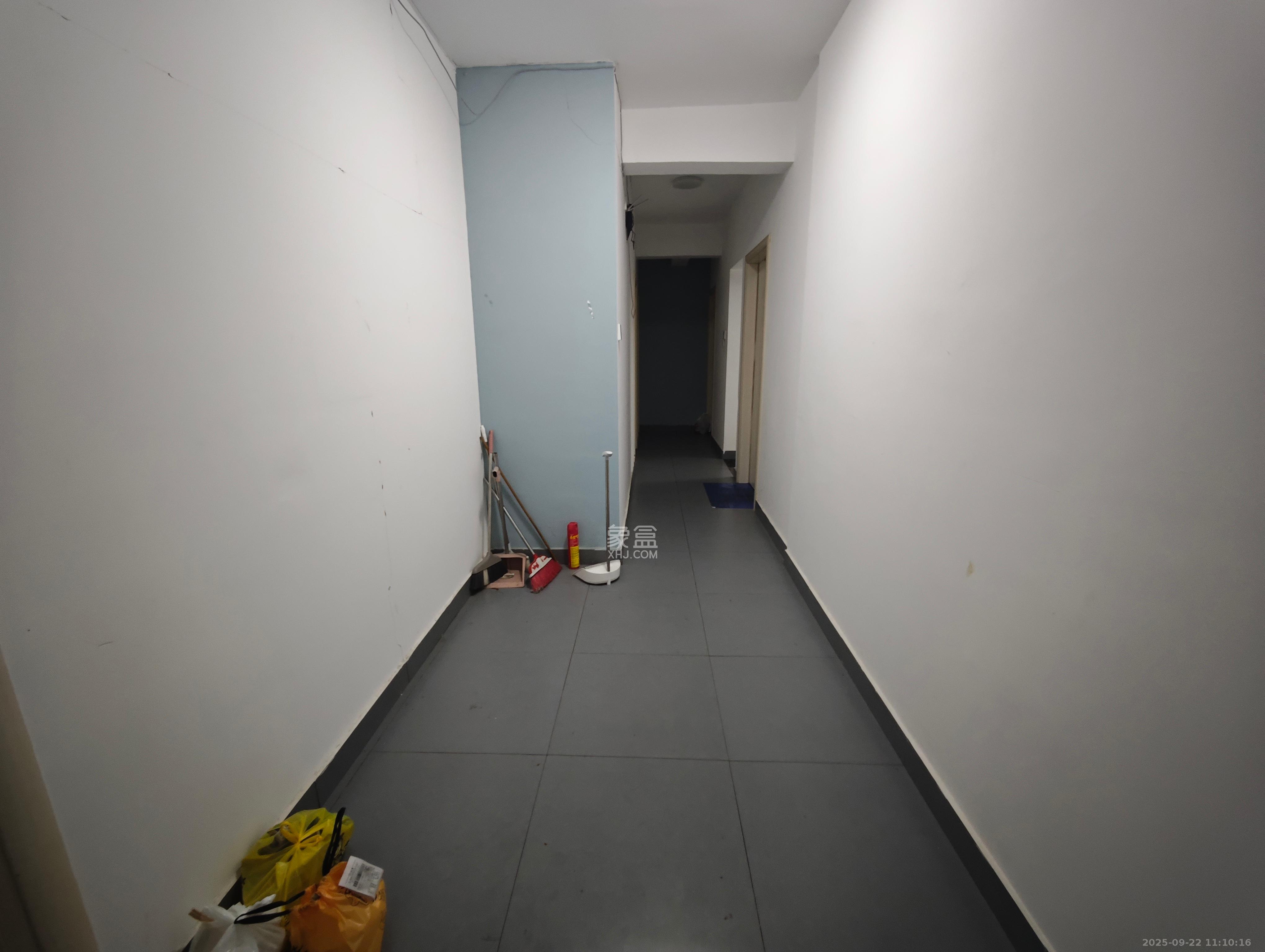 丰禧园  1室1厅1卫    1300.0元/月 丰禧园  1室1厅1卫    1300.0元/月室内图