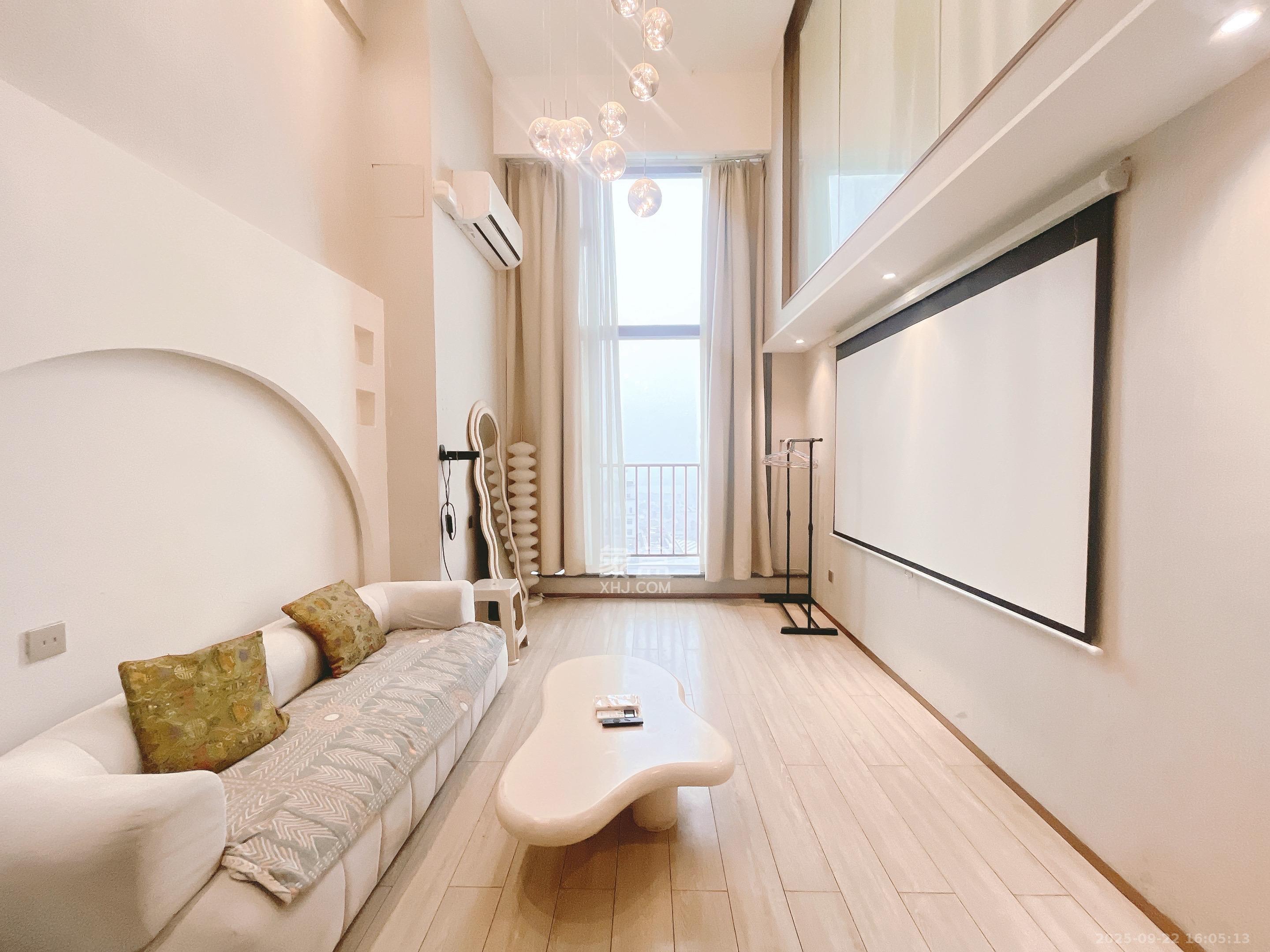 华远华时代 3室2厅2卫 3500.0元/月 华远华时代 3室2厅2卫 3500.0元/月室内图