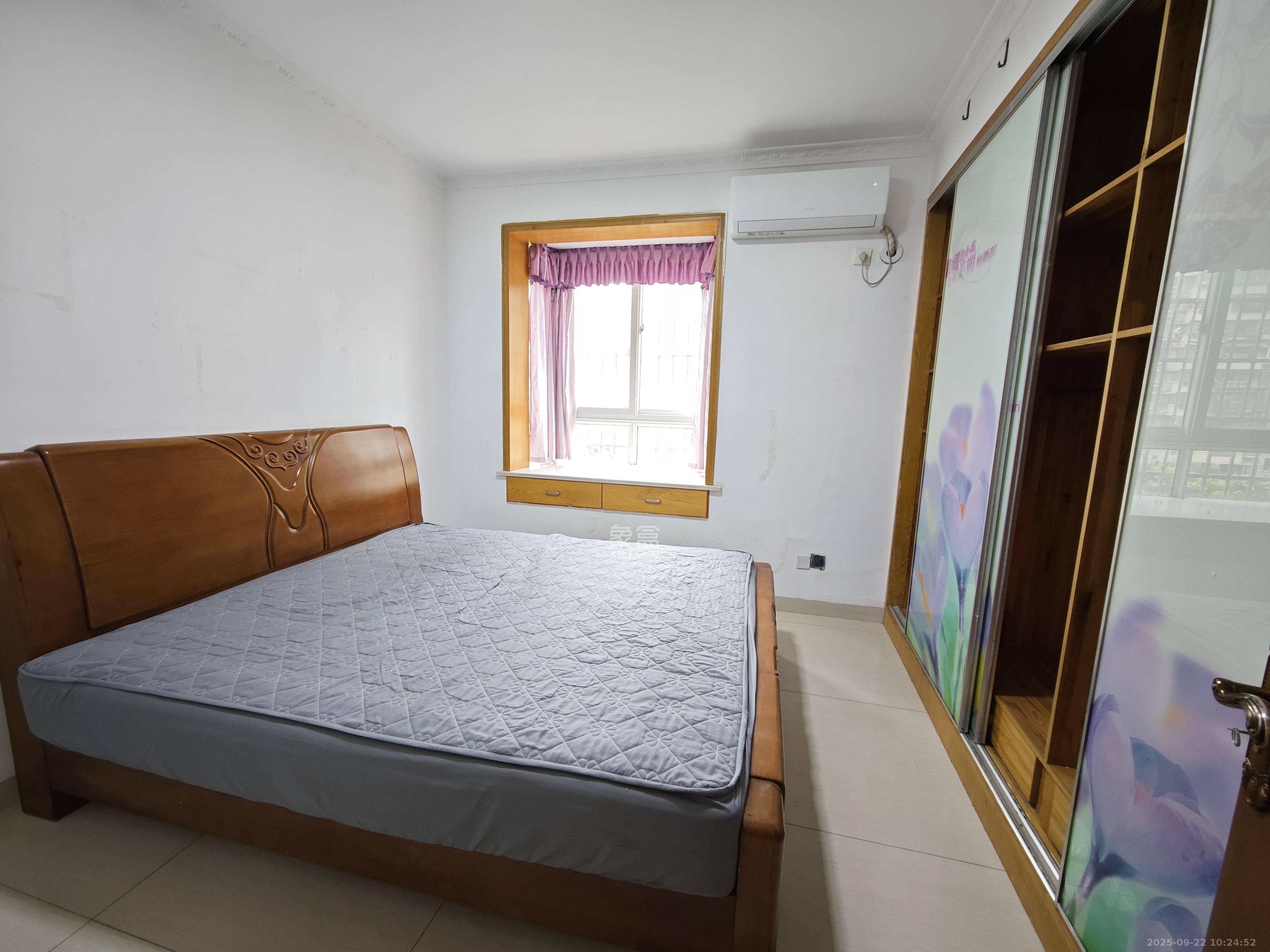 黎郡新宇熙春园 4室2厅2卫 2500.0元/月 黎郡新宇熙春园 4室2厅2卫 2500.0元/月室内图