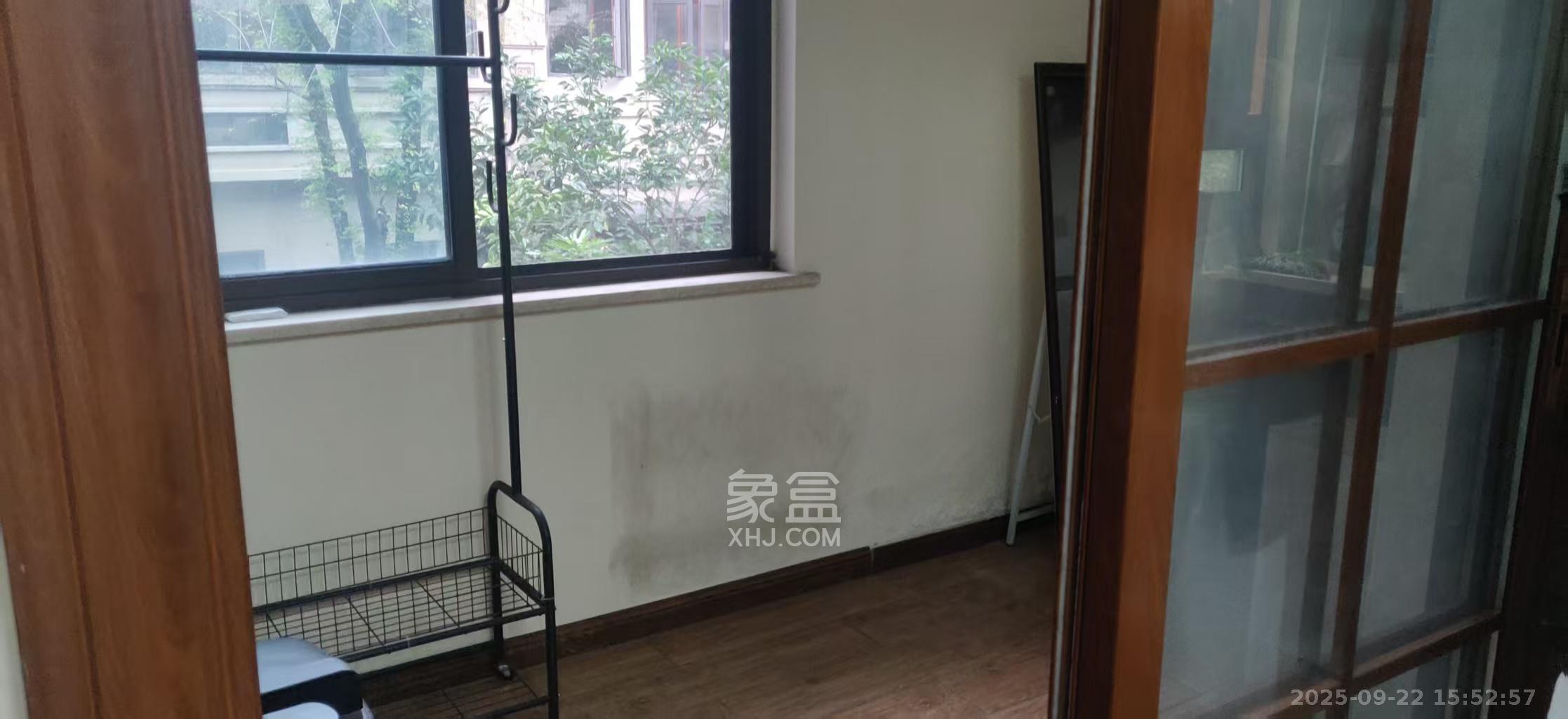 龙湖湘风原著(龙湖湘风星城) 5室3厅4卫 12000.0元/月 龙湖湘风原著(龙湖湘风星城) 5室3厅4卫 12000.0元/月室内图