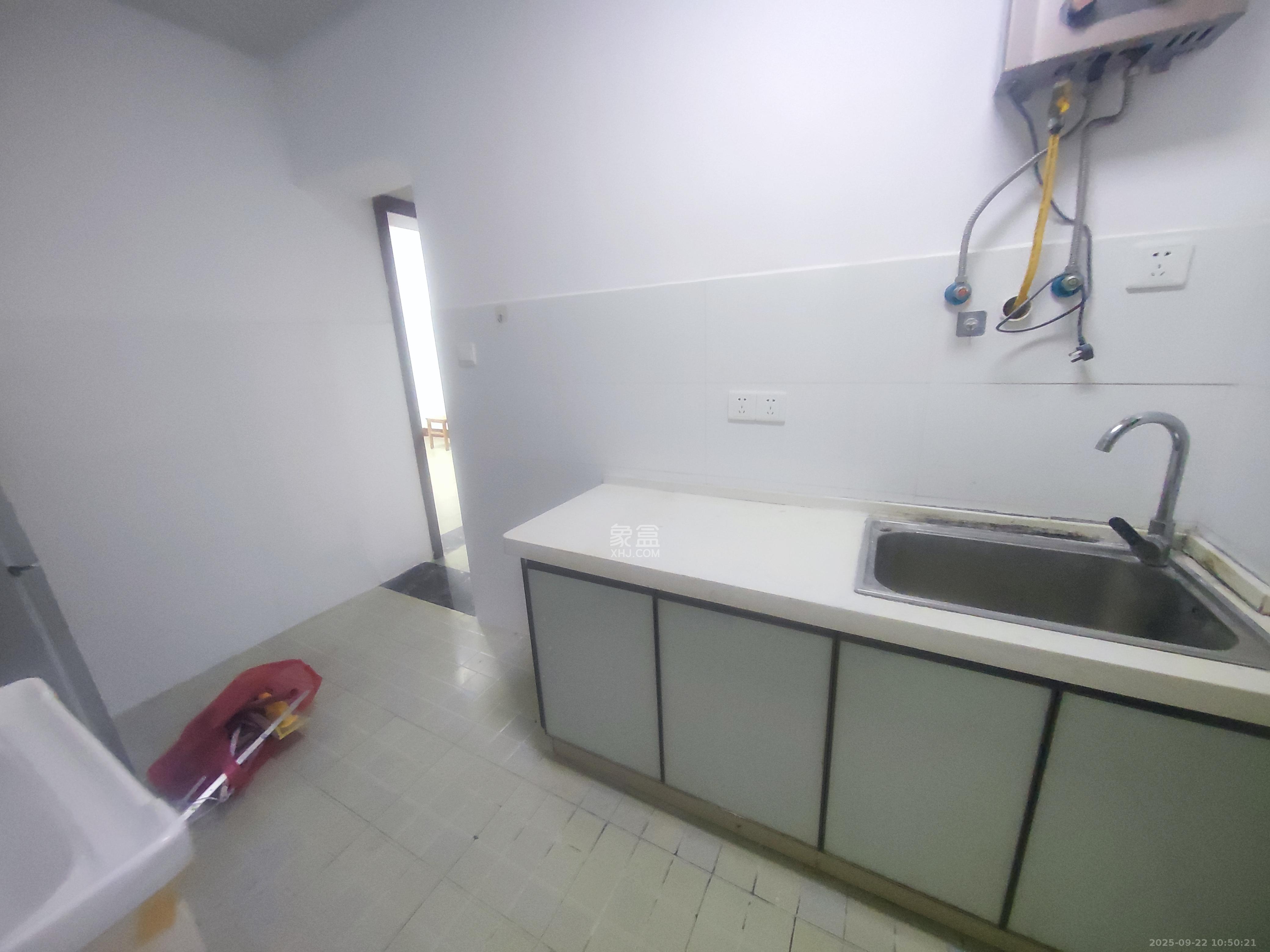 人民中路窑岭湘剧院单位房  2室1厅1卫    1500.0元/月室内图