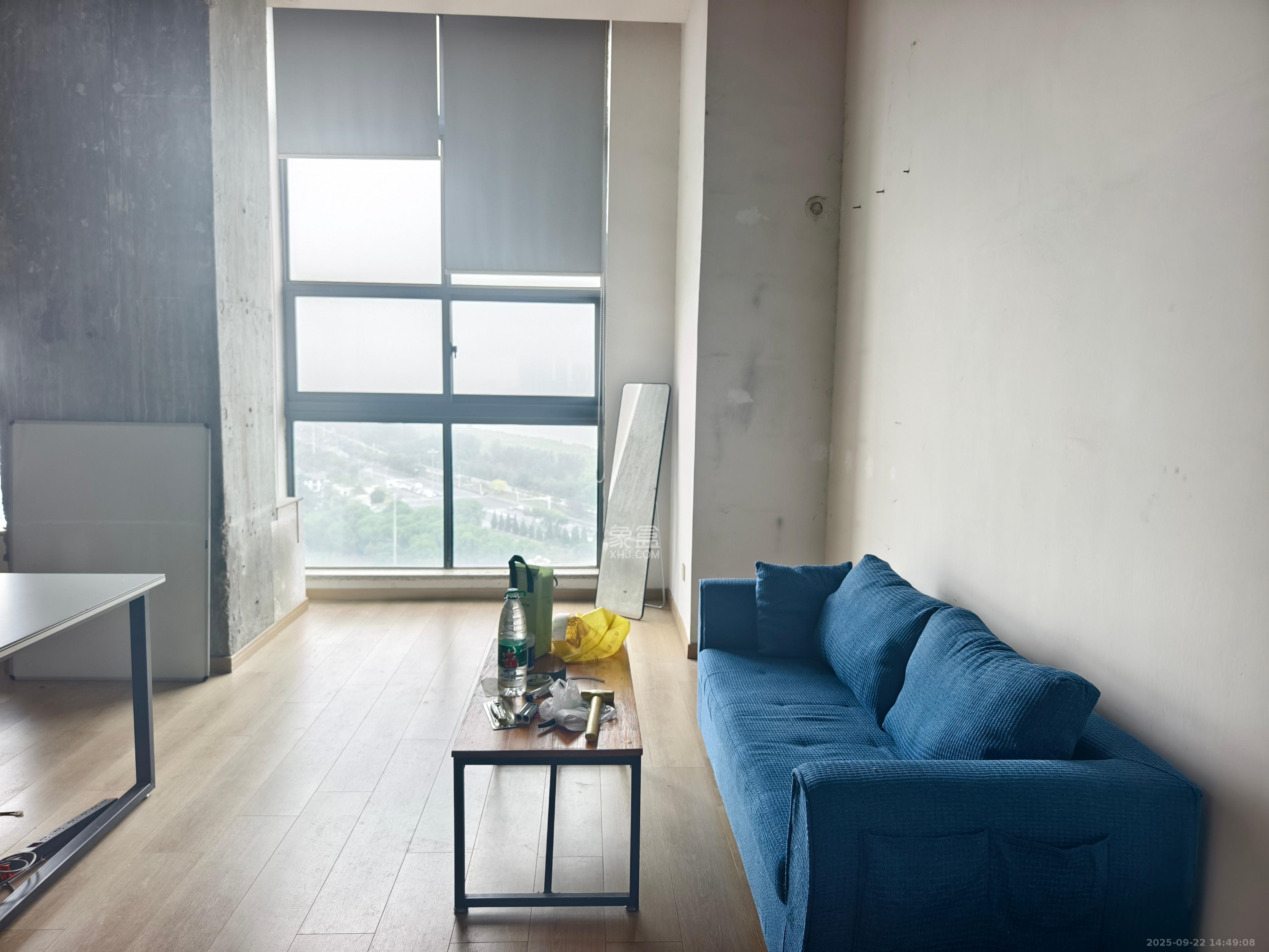 兰亭湾畔 1室1厅1卫 1200.0元/月 兰亭湾畔 1室1厅1卫 1200.0元/月室内图