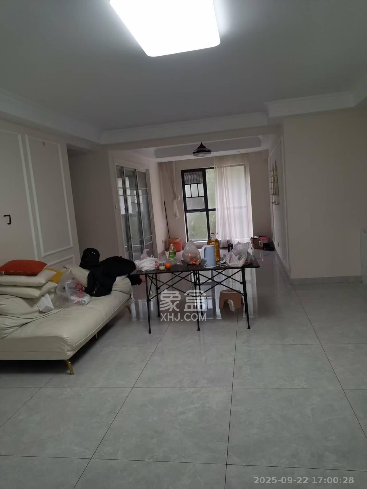 惠天然梅岭国际 4室2厅2卫 3300.0元/月 惠天然梅岭国际 4室2厅2卫 3300.0元/月室内图