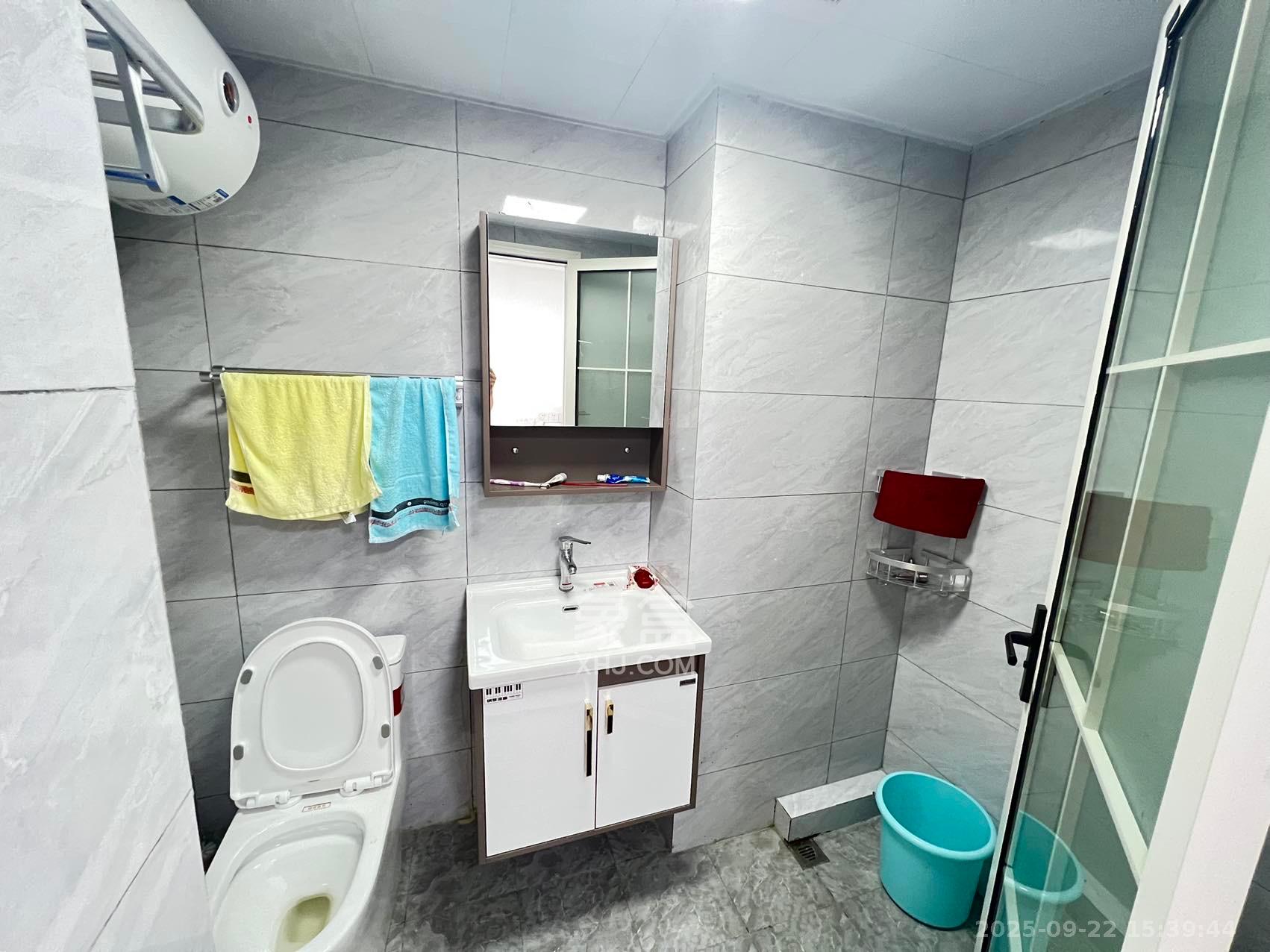 中海珑悦府  1室0厅0卫    1200.0元/月室内图