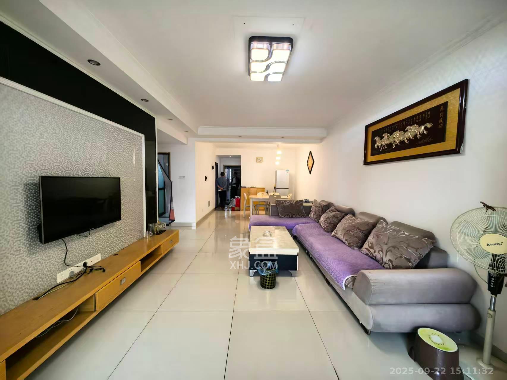 潇湘名城(新里程潇湘名城) 3室2厅1卫 2200.0元/月 潇湘名城(新里程潇湘名城) 3室2厅1卫 2200.0元/月室内图