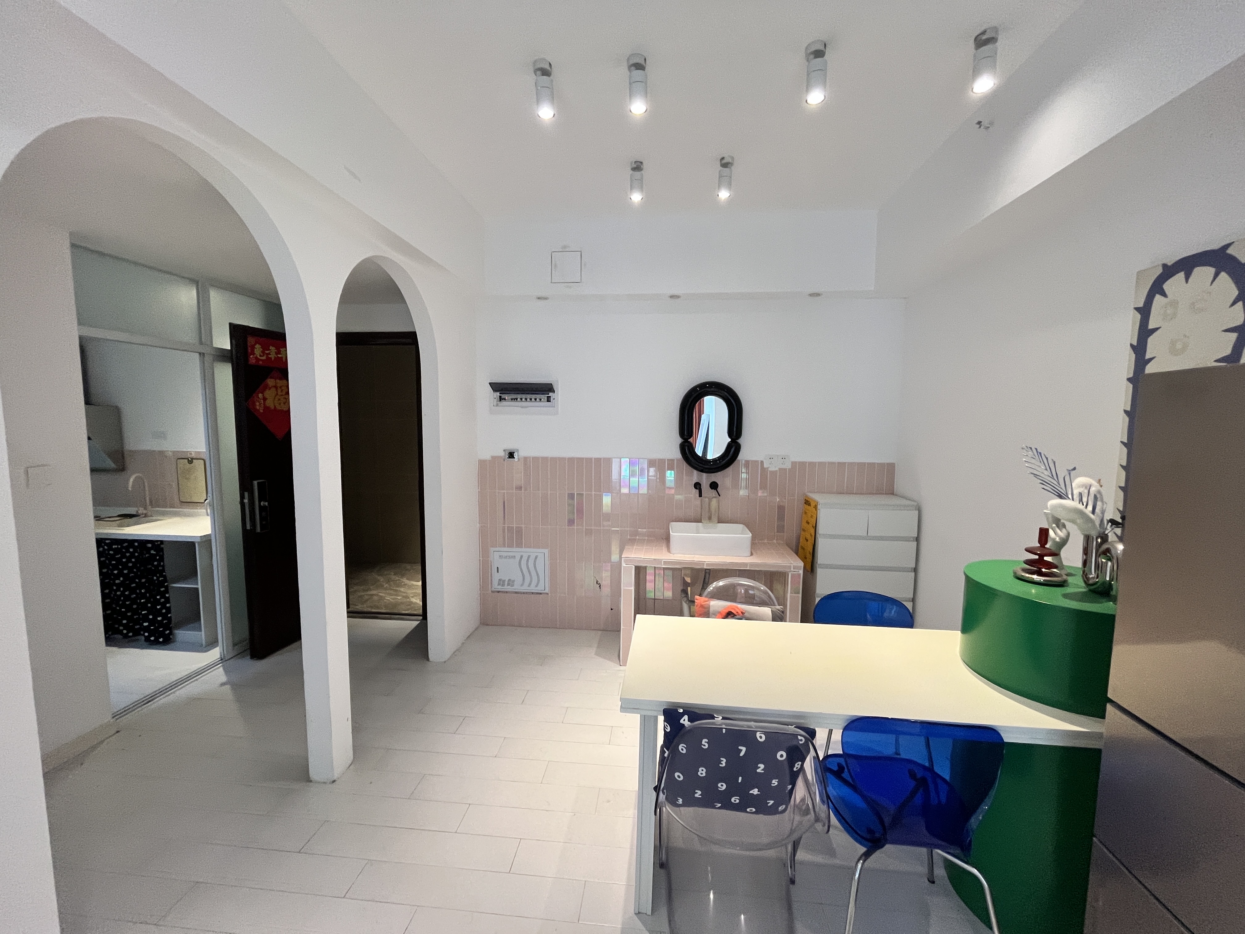 华润中心  1室1厅1卫    3400.0元/月 华润中心  1室1厅1卫    3400.0元/月室内图