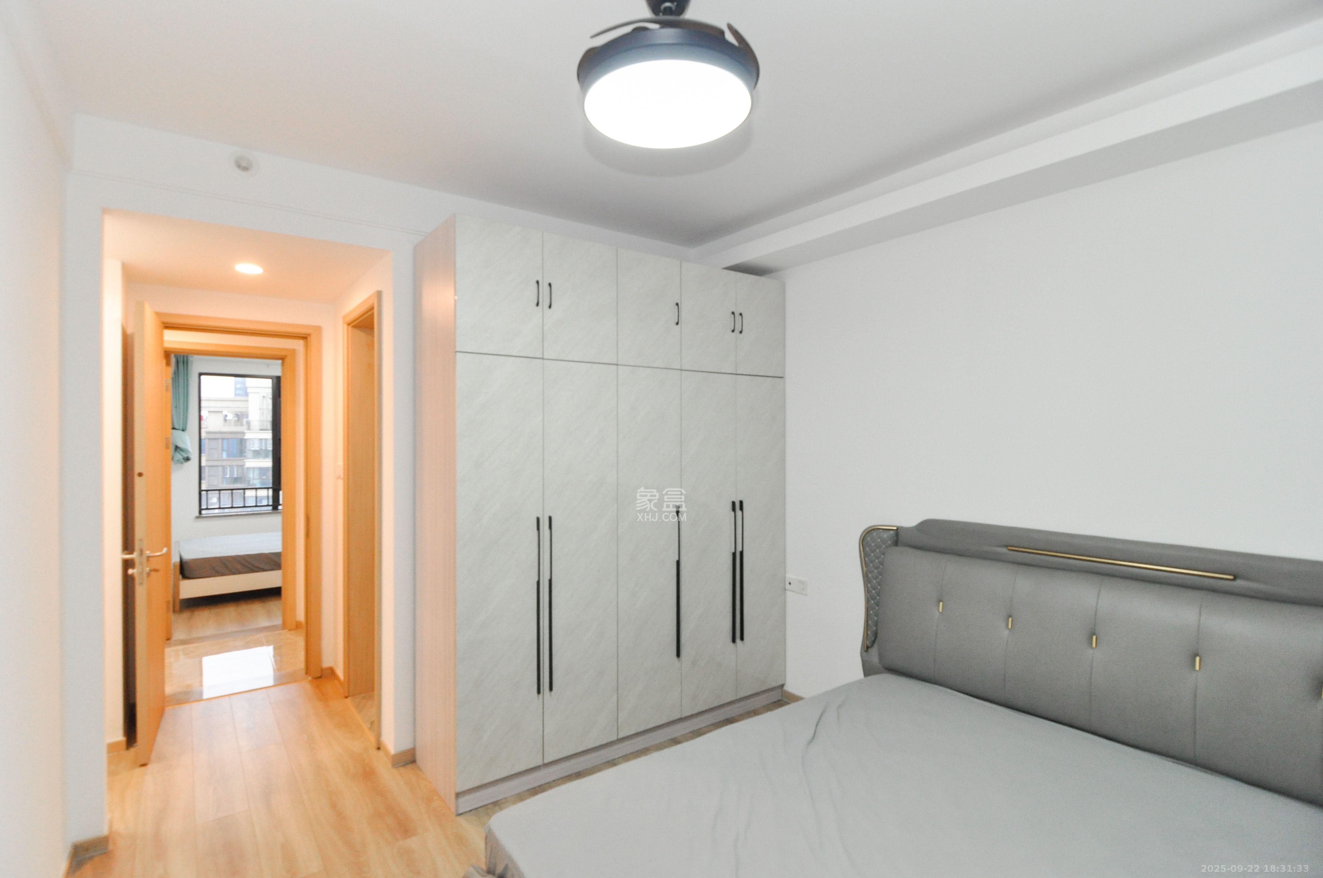 梅溪湖玺悦（新城金茂梦想玺悦）  4室2厅2卫    3200.0元/月室内图