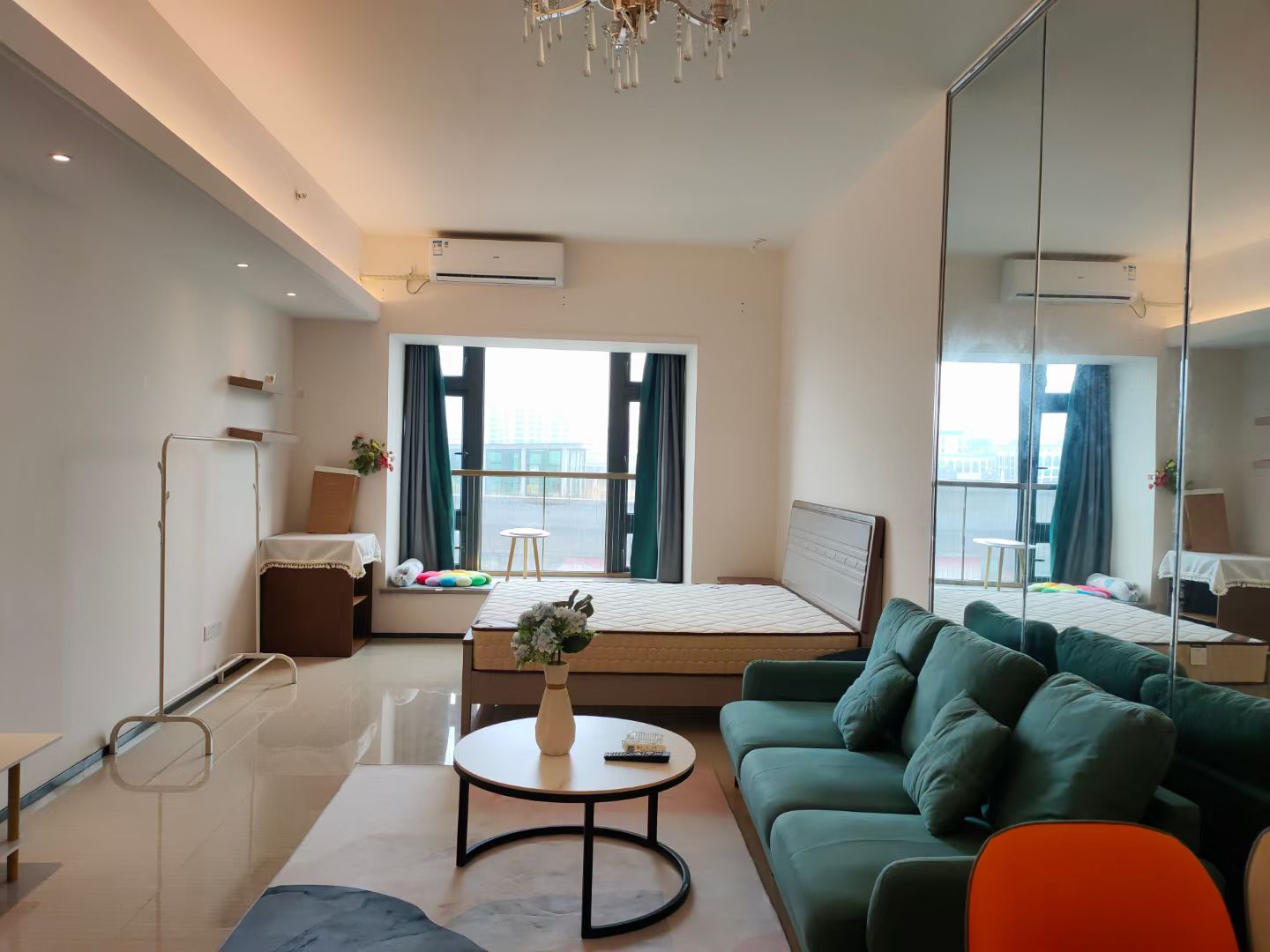 恒大外滩 1室1厅1卫 2000.0元/月 恒大外滩 1室1厅1卫 2000.0元/月室内图