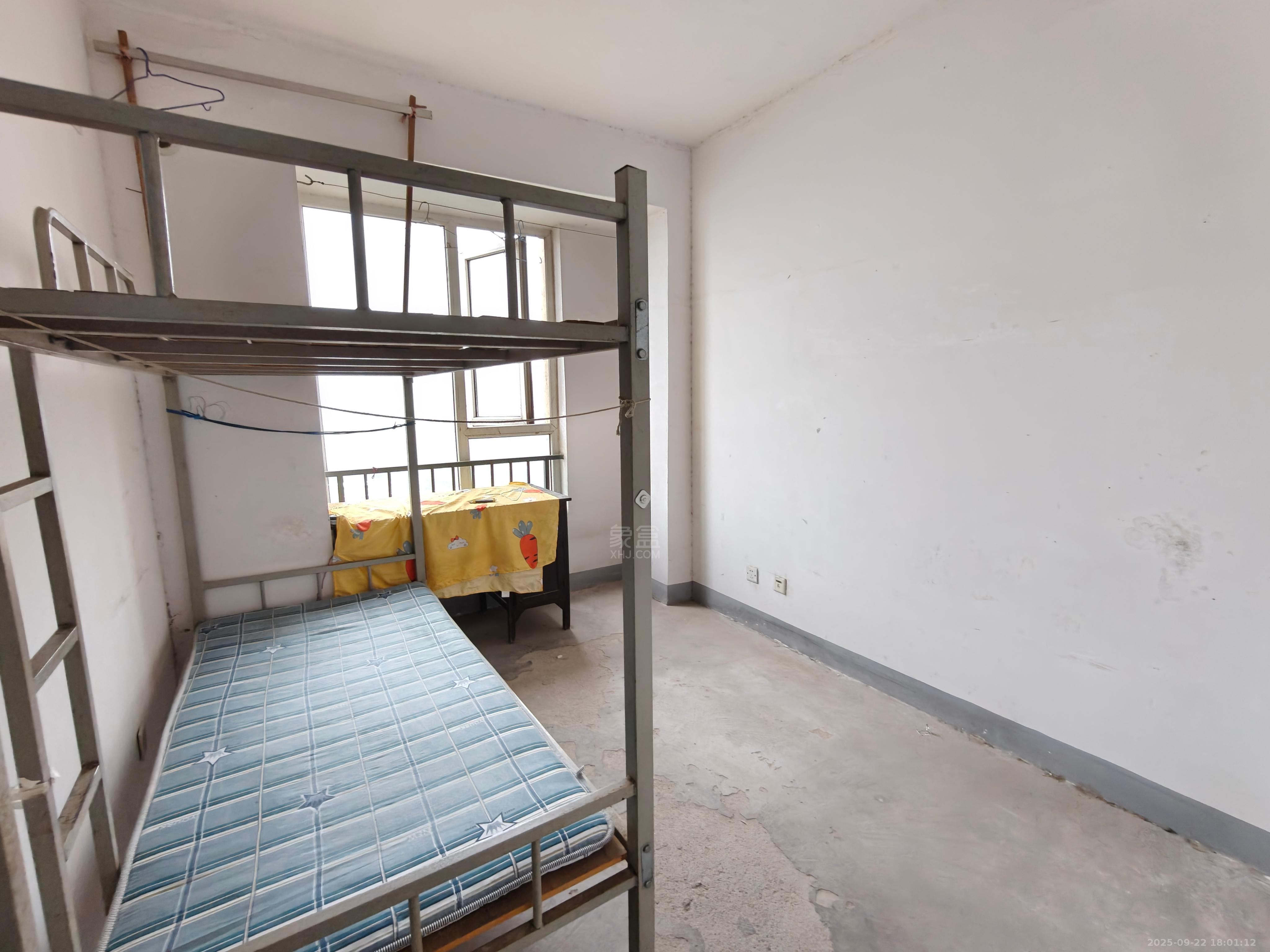 佳兆业金域天下三期 3室2厅2卫 1500.0元/月 佳兆业金域天下三期 3室2厅2卫 1500.0元/月室内图