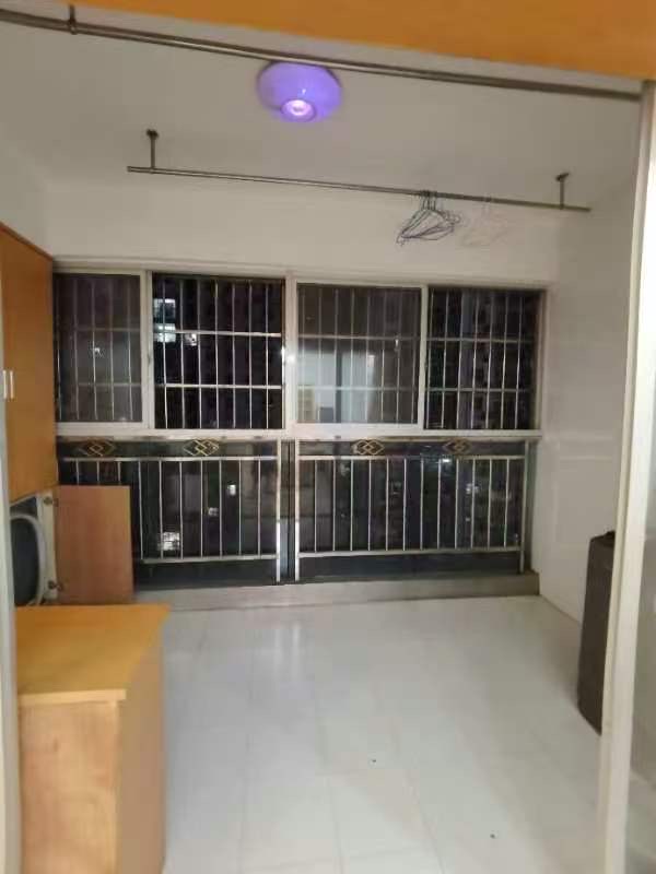 宇元万向城 3室1厅1卫 2000.0元/月 宇元万向城 3室1厅1卫 2000.0元/月室内图