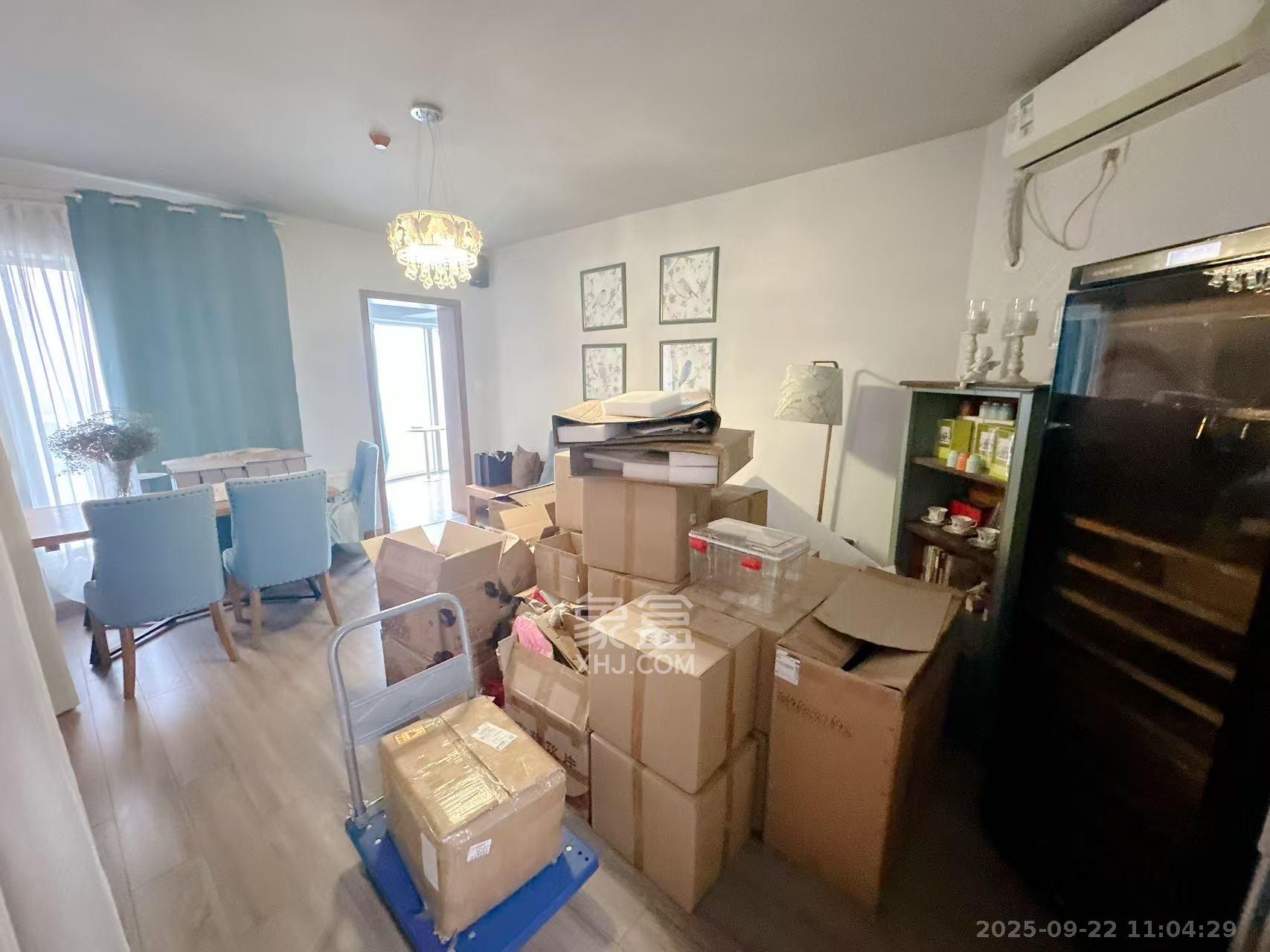 潮宗御苑  4室2厅2卫    6000.0元/月室内图