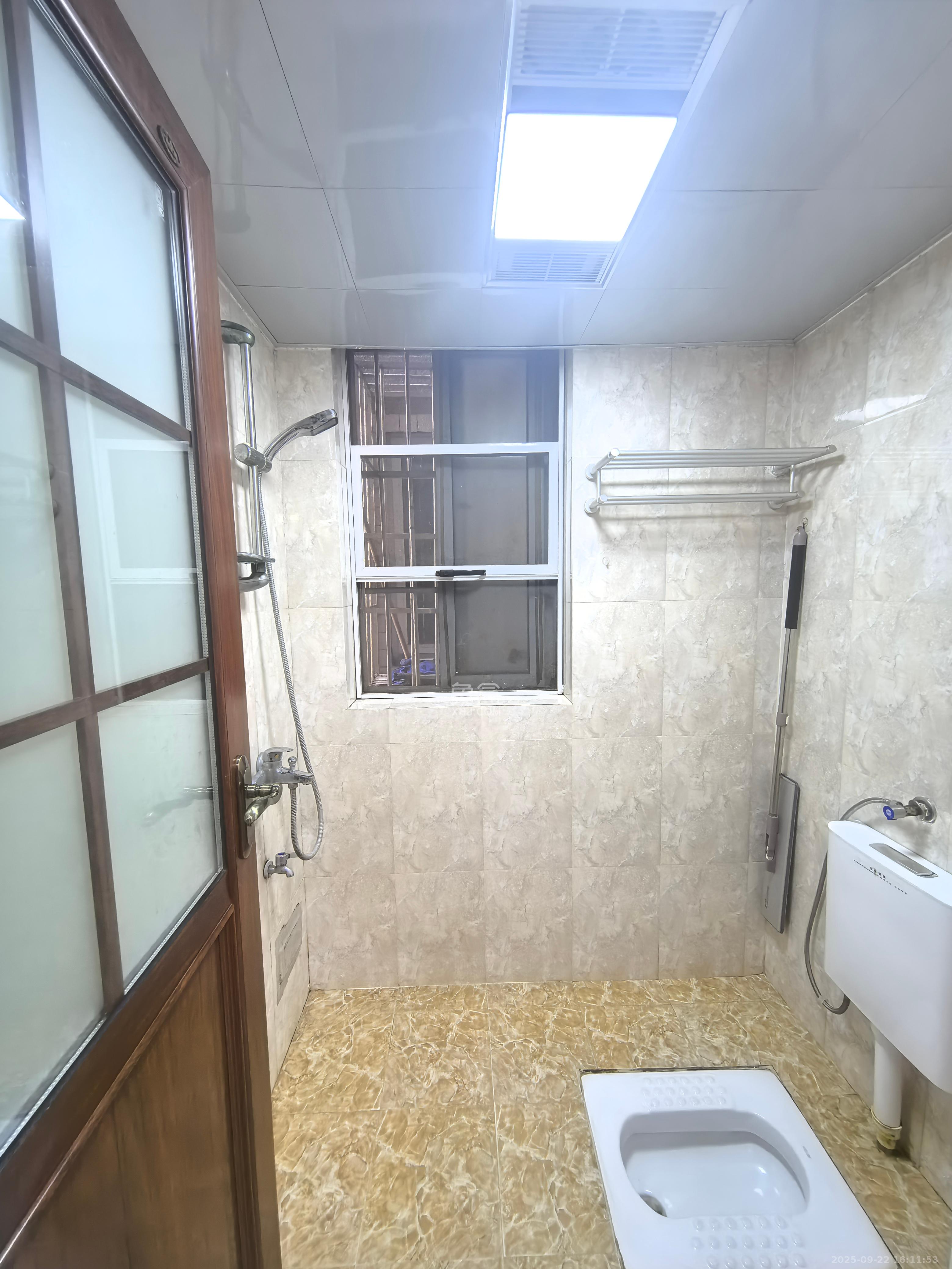 绿洲景芳  3室2厅1卫    2580.0元/月 绿洲景芳  3室2厅1卫    2580.0元/月室内图