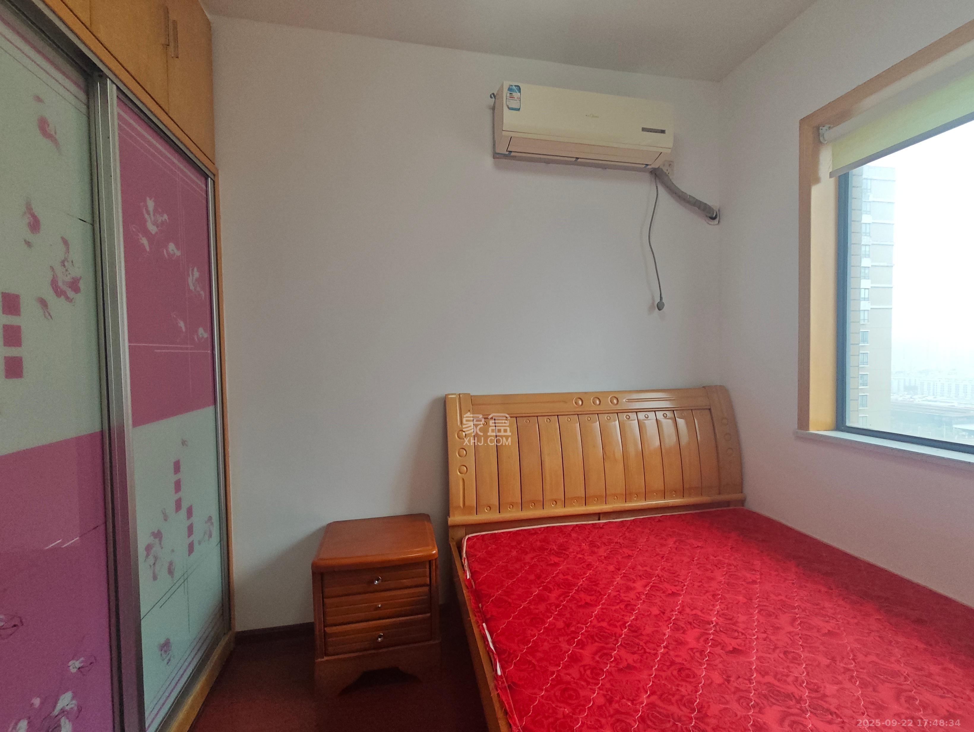 中国铁建国际城一期  3室2厅1卫    1700.0元/月室内图