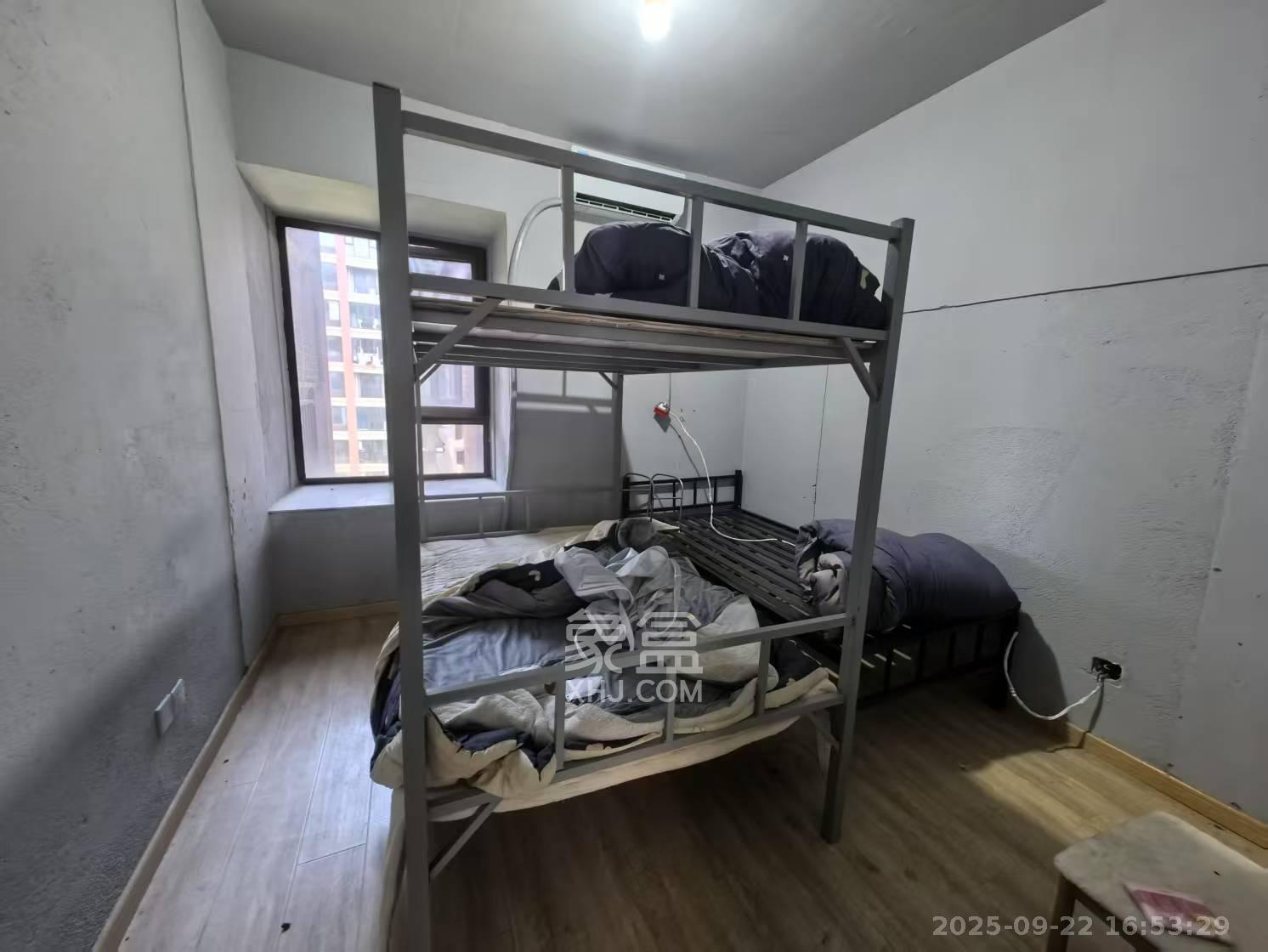 鑫远翡丽郡(鑫远翡丽雅苑) 4室2厅2卫 2600.0元/月 鑫远翡丽郡(鑫远翡丽雅苑) 4室2厅2卫 2600.0元/月室内图