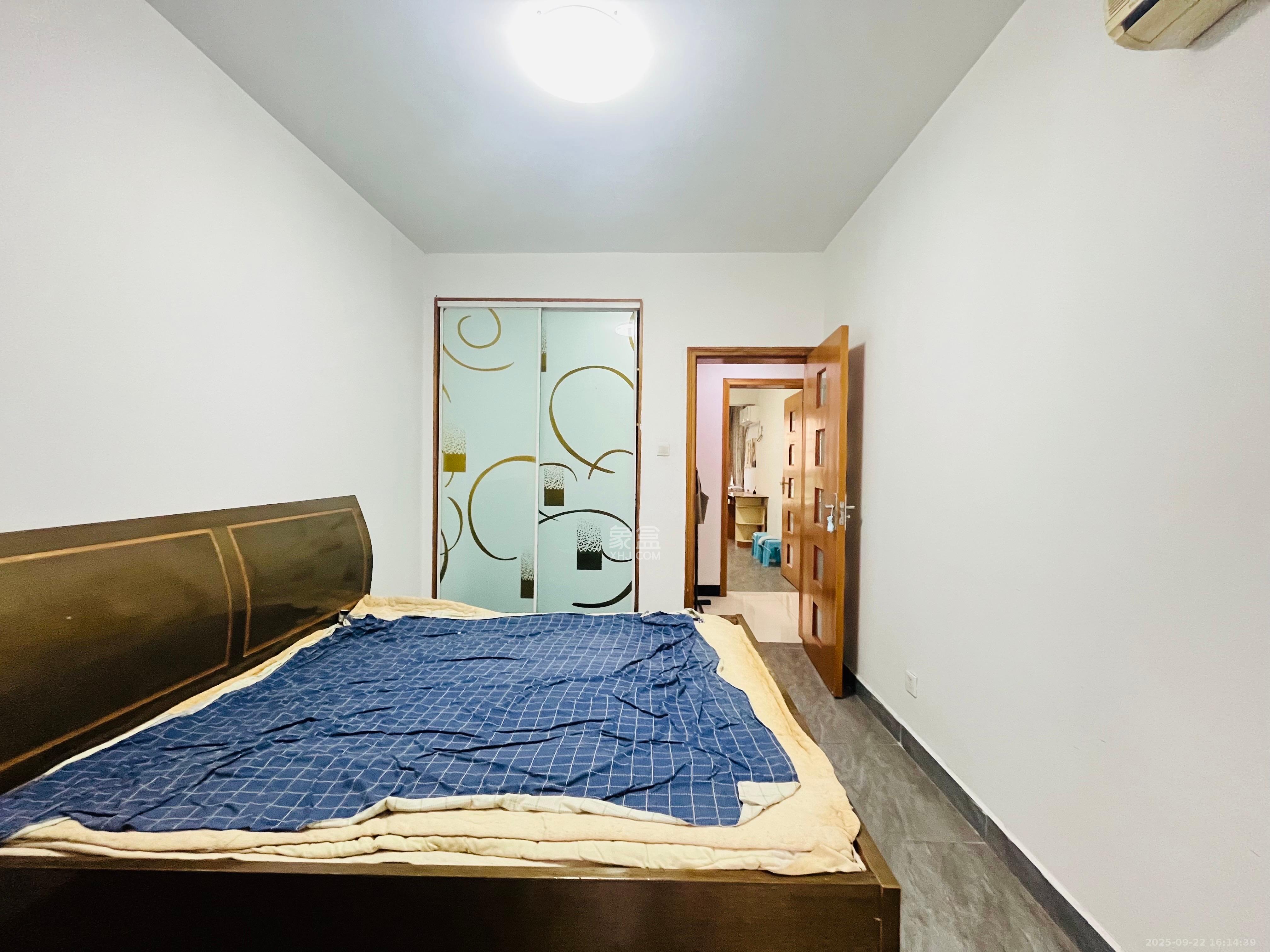 四季美景三期(四季美景水木轩) 2室2厅1卫 2400.0元/月 四季美景三期(四季美景水木轩) 2室2厅1卫 2400.0元/月室内图