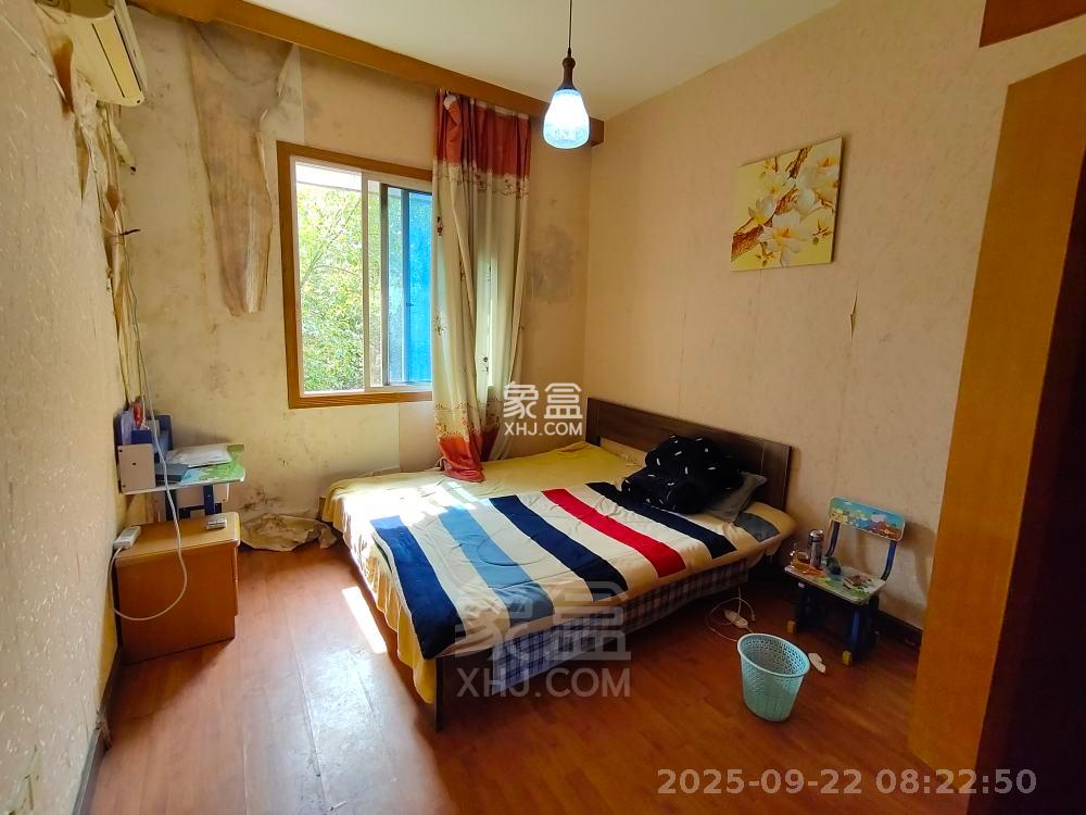 环保局宿舍纺织路27号 3室1厅1卫 900.0元/月 环保局宿舍纺织路27号 3室1厅1卫 900.0元/月室内图