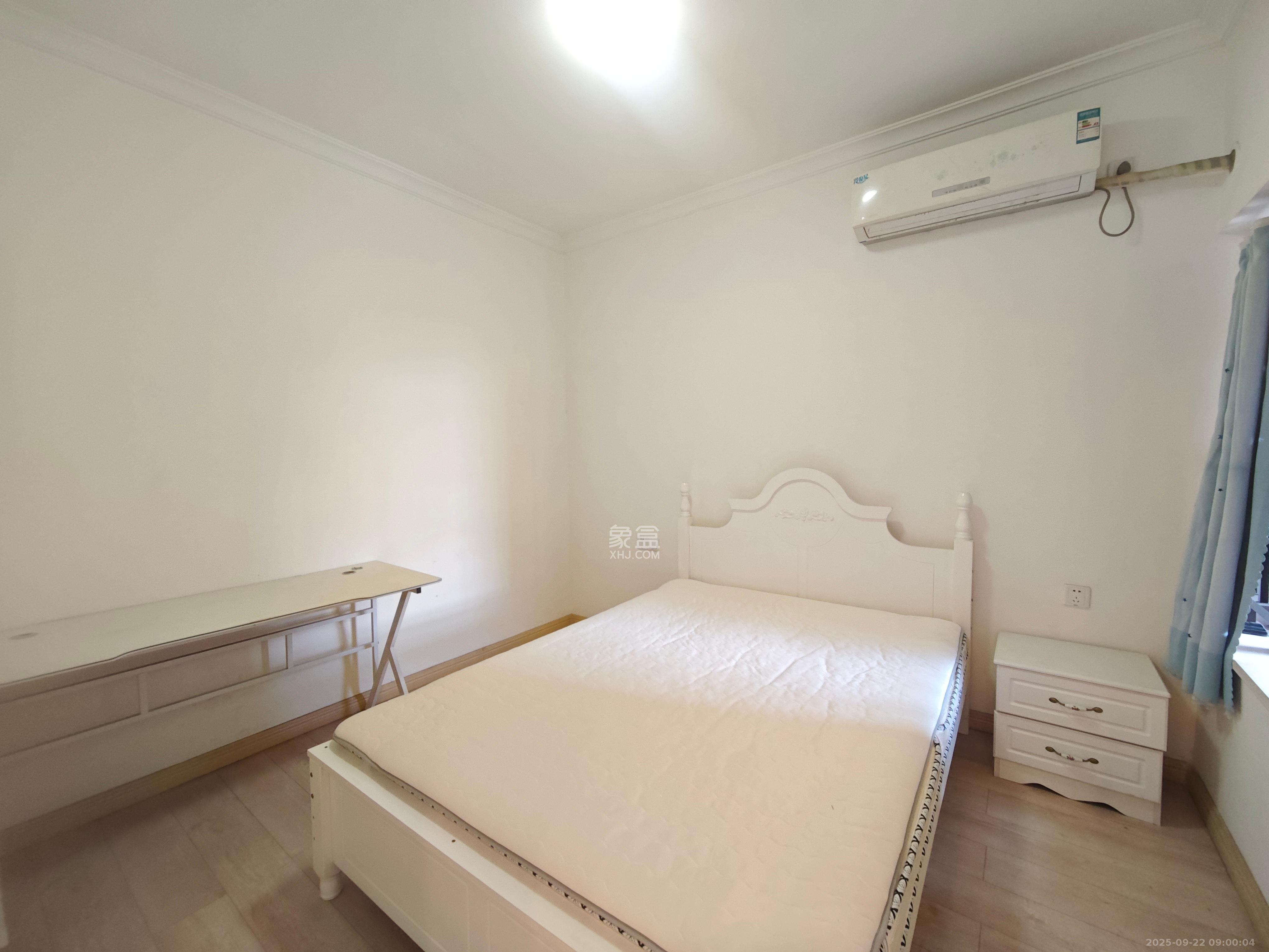 五江天街北区 2室2厅1卫 2400.0元/月 五江天街北区 2室2厅1卫 2400.0元/月室内图