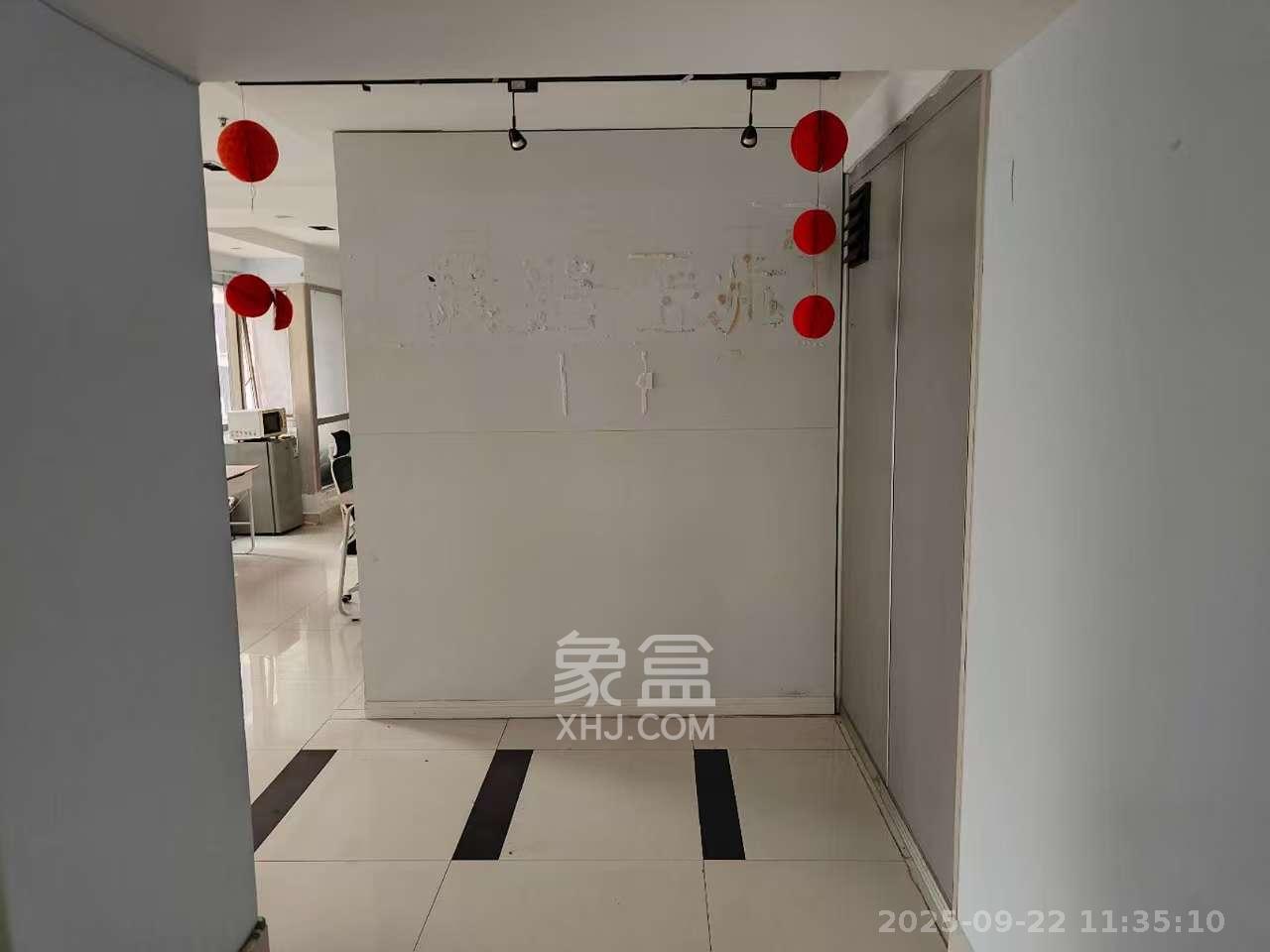 弘林国际   50.0㎡      3200.0元/月