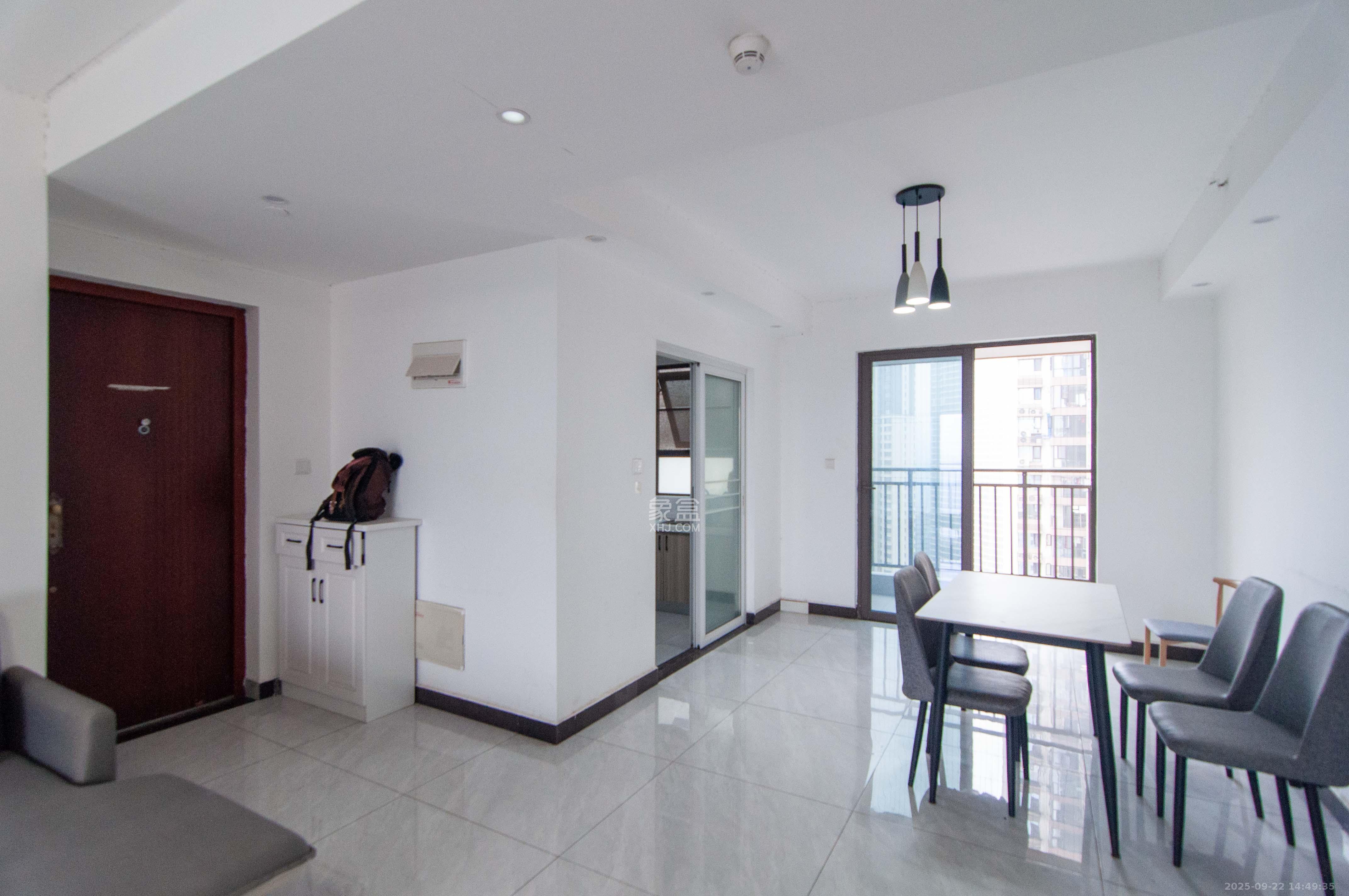 佳兆业云顶梅溪湖(佳兆业梅溪荟)  4室2厅2卫    206.0万 佳兆业云顶梅溪湖(佳兆业梅溪荟)  4室2厅2卫    206.0万其他