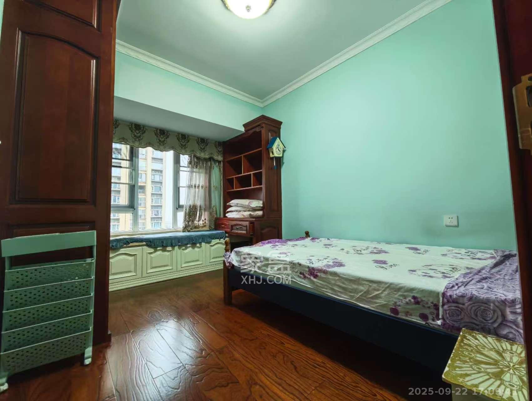 万国城(当代满庭春MOMA)三期 4室2厅2卫 3500.0元/月 万国城(当代满庭春MOMA)三期 4室2厅2卫 3500.0元/月室内图