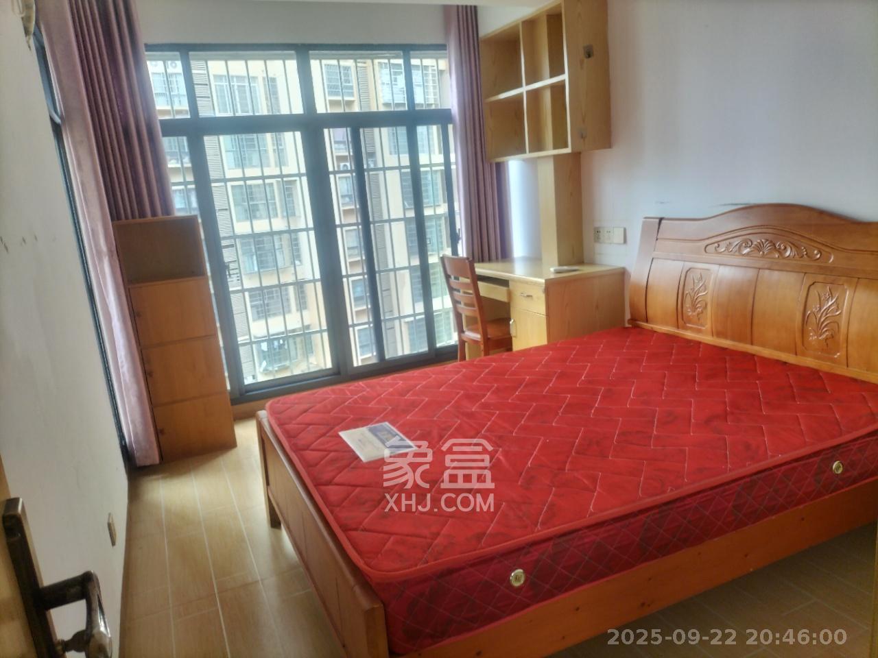 家兴苑  3室2厅1卫   2200.00元/月室内图