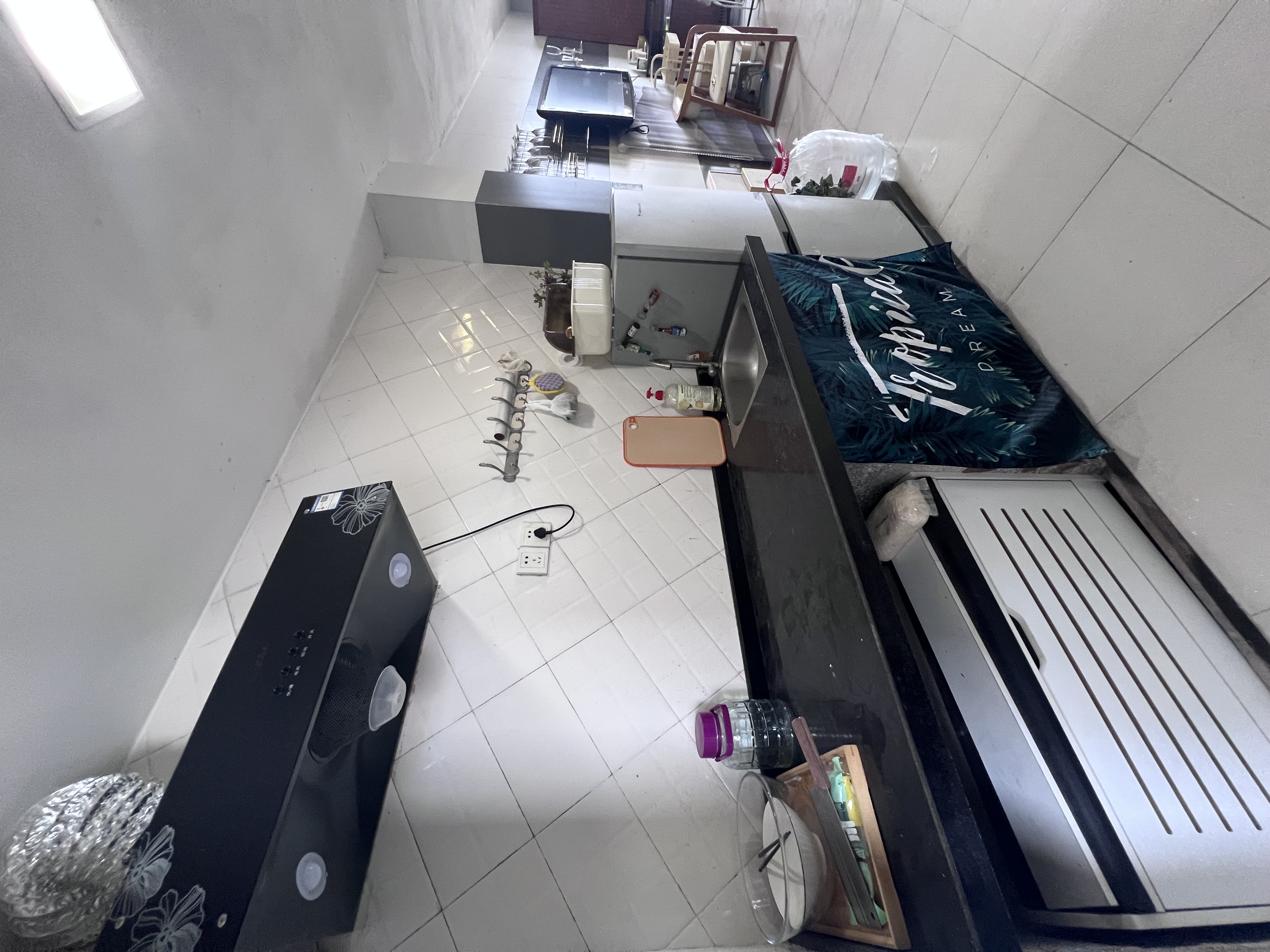 海晟瑞景  1室1厅1卫   1350.00元/月室内图
