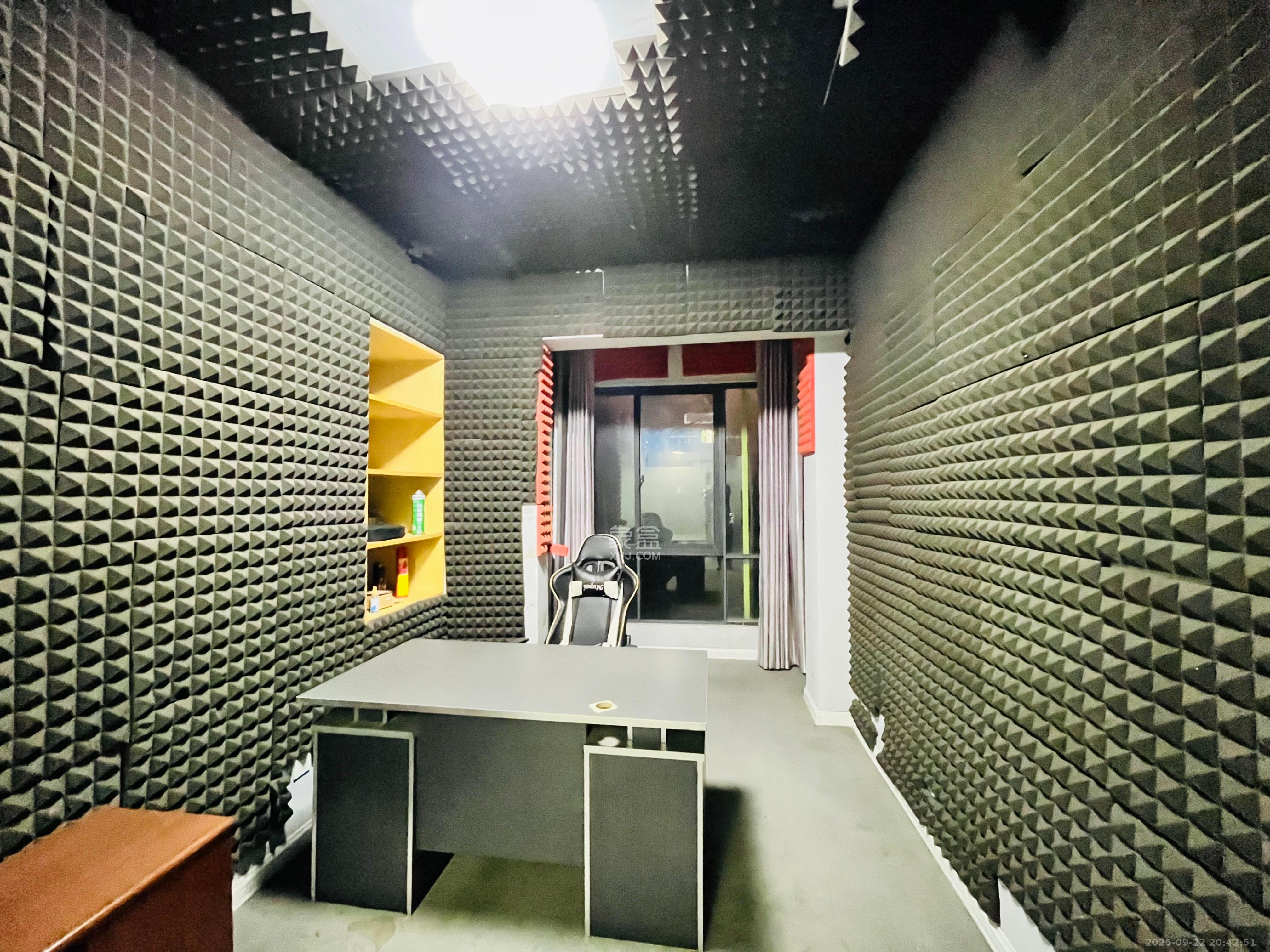 长大彩虹都 4室2厅2卫 2700.0元/月 长大彩虹都 4室2厅2卫 2700.0元/月室内图