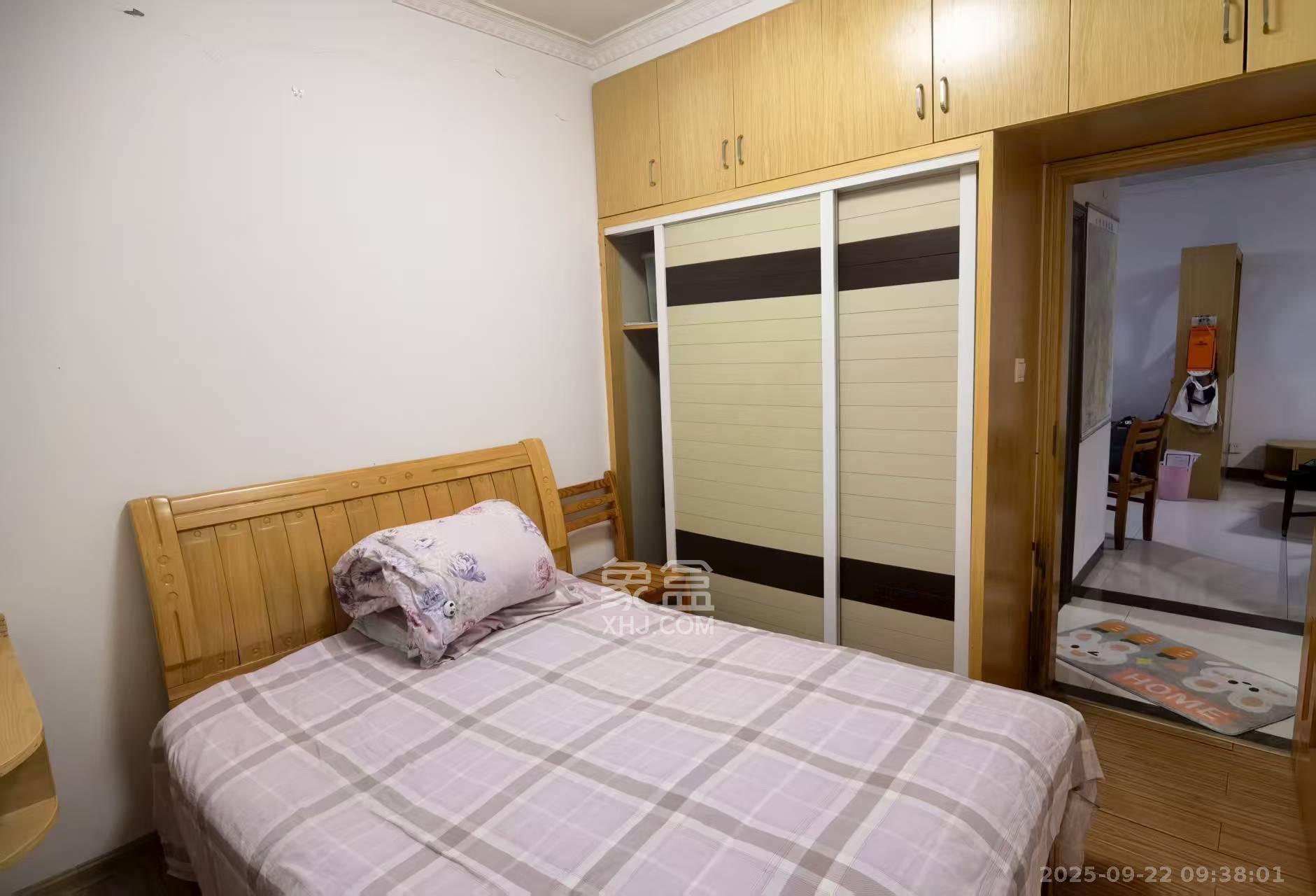 麓谷公馆（涉外国际公馆）  2室2厅1卫    2000.0元/月室内图