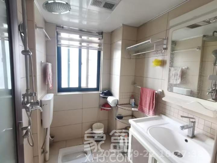 五矿尊城 2室2厅1卫 1300.0元/月 五矿尊城 2室2厅1卫 1300.0元/月室内图