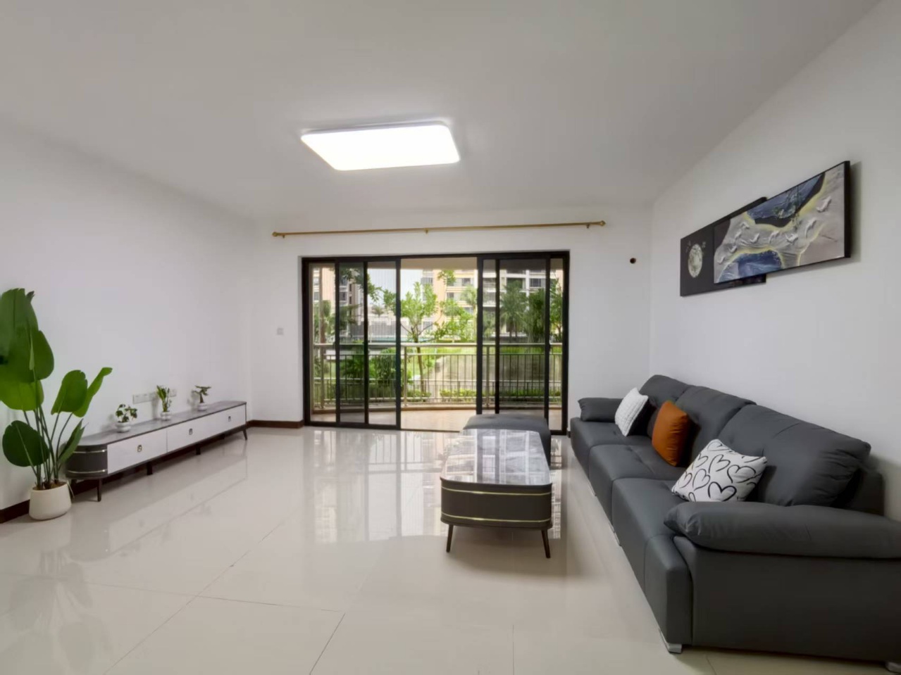 海韵四合院 3室2厅2卫 2600.0元/月 海韵四合院 3室2厅2卫 2600.0元/月户型图