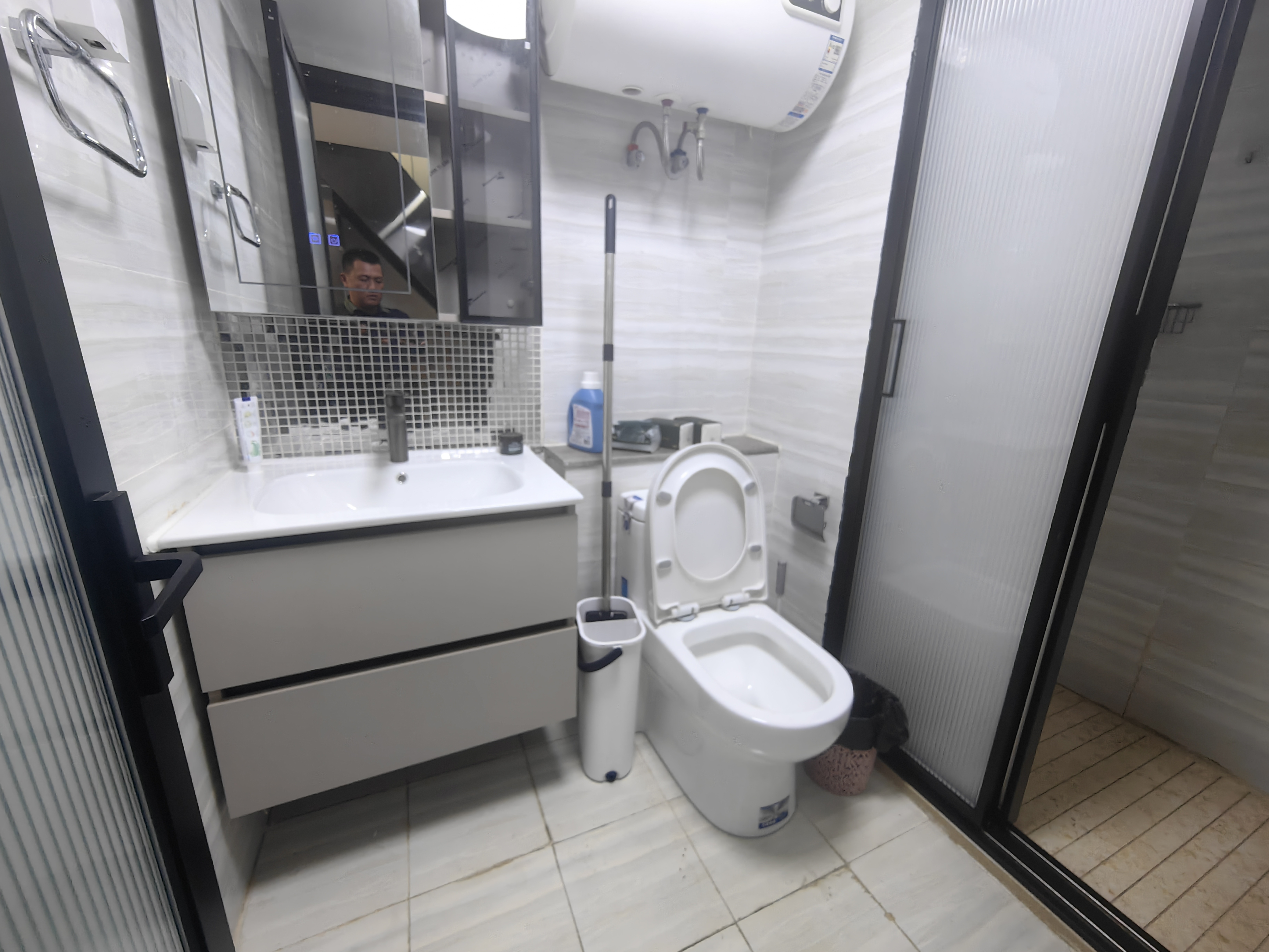 恒大海口文化旅游城 1室1厅1卫 46.0万 恒大海口文化旅游城 1室1厅1卫 46.0万客厅