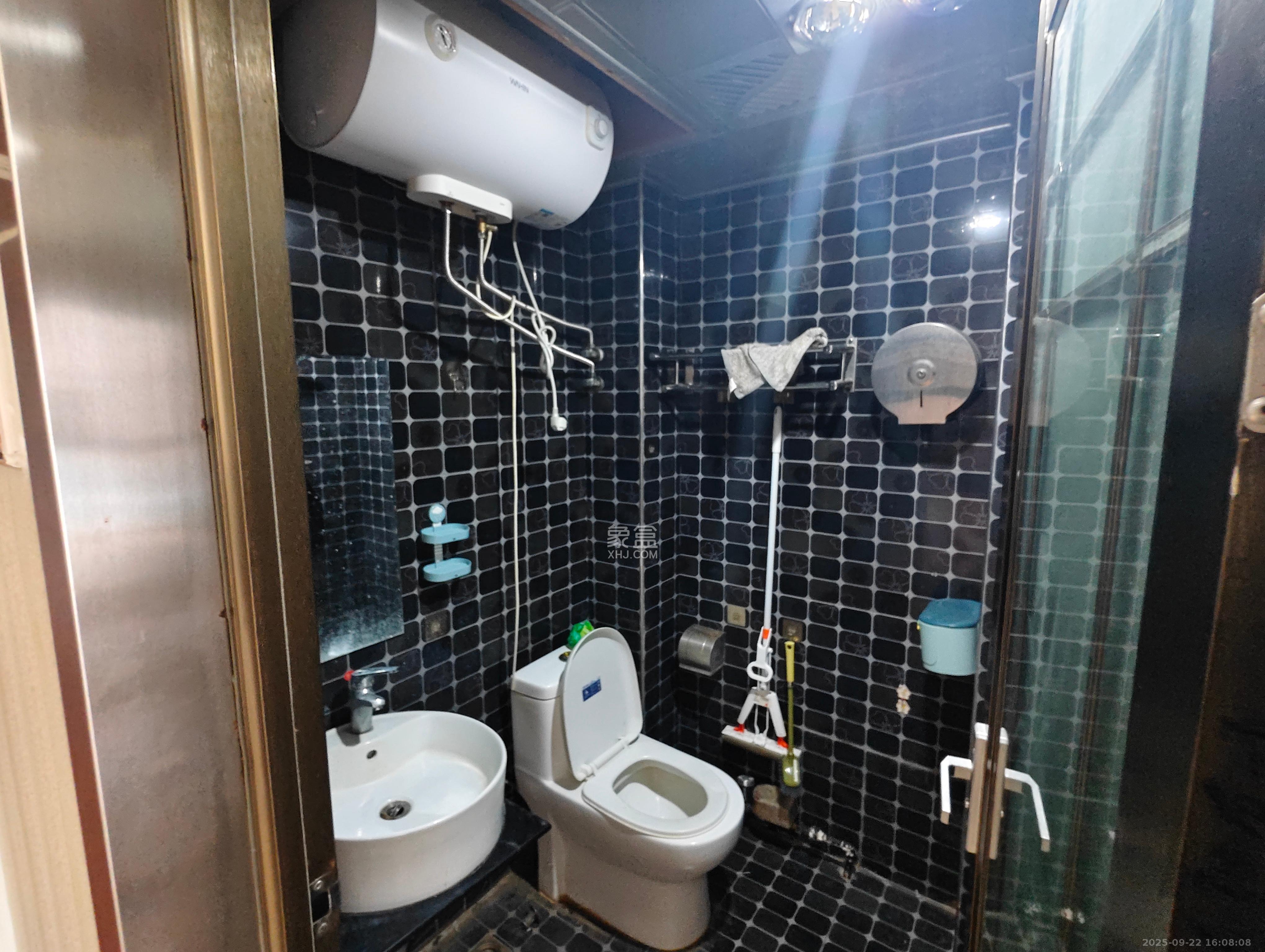 星城映象 1室1厅1卫 1500.0元/月 星城映象 1室1厅1卫 1500.0元/月室内图