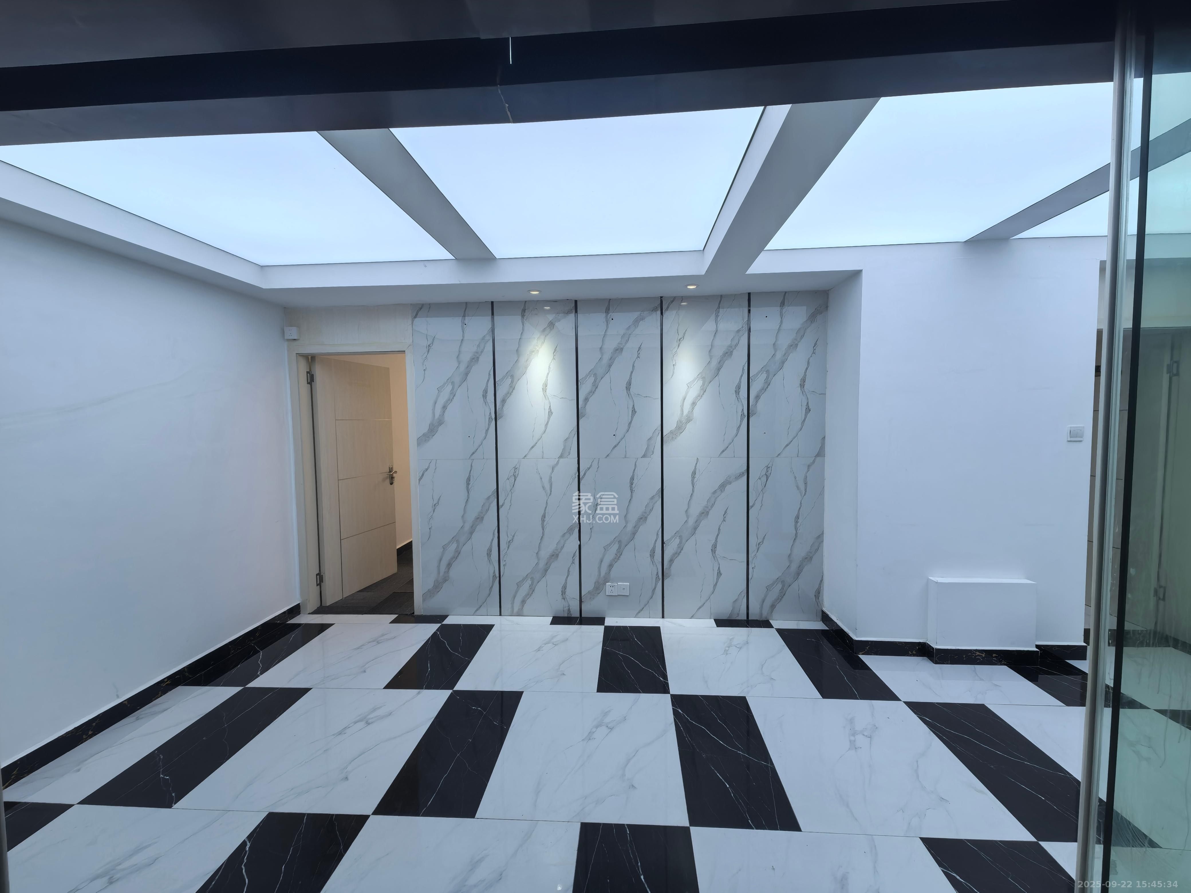 里约荟   235.0㎡      9200.0元/月