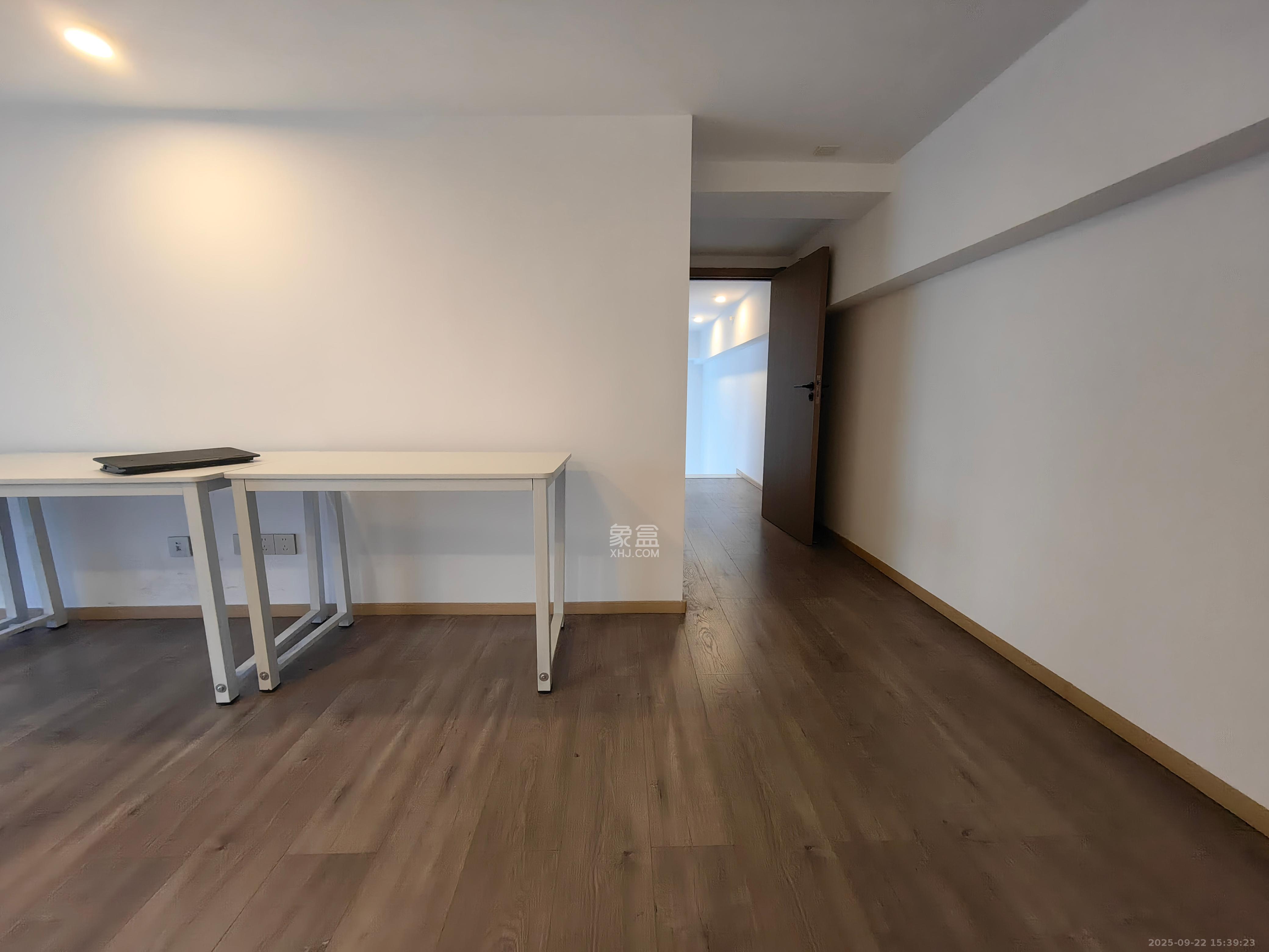 正荣梅溪紫阙台  2室1厅1卫    3000.0元/月室内图