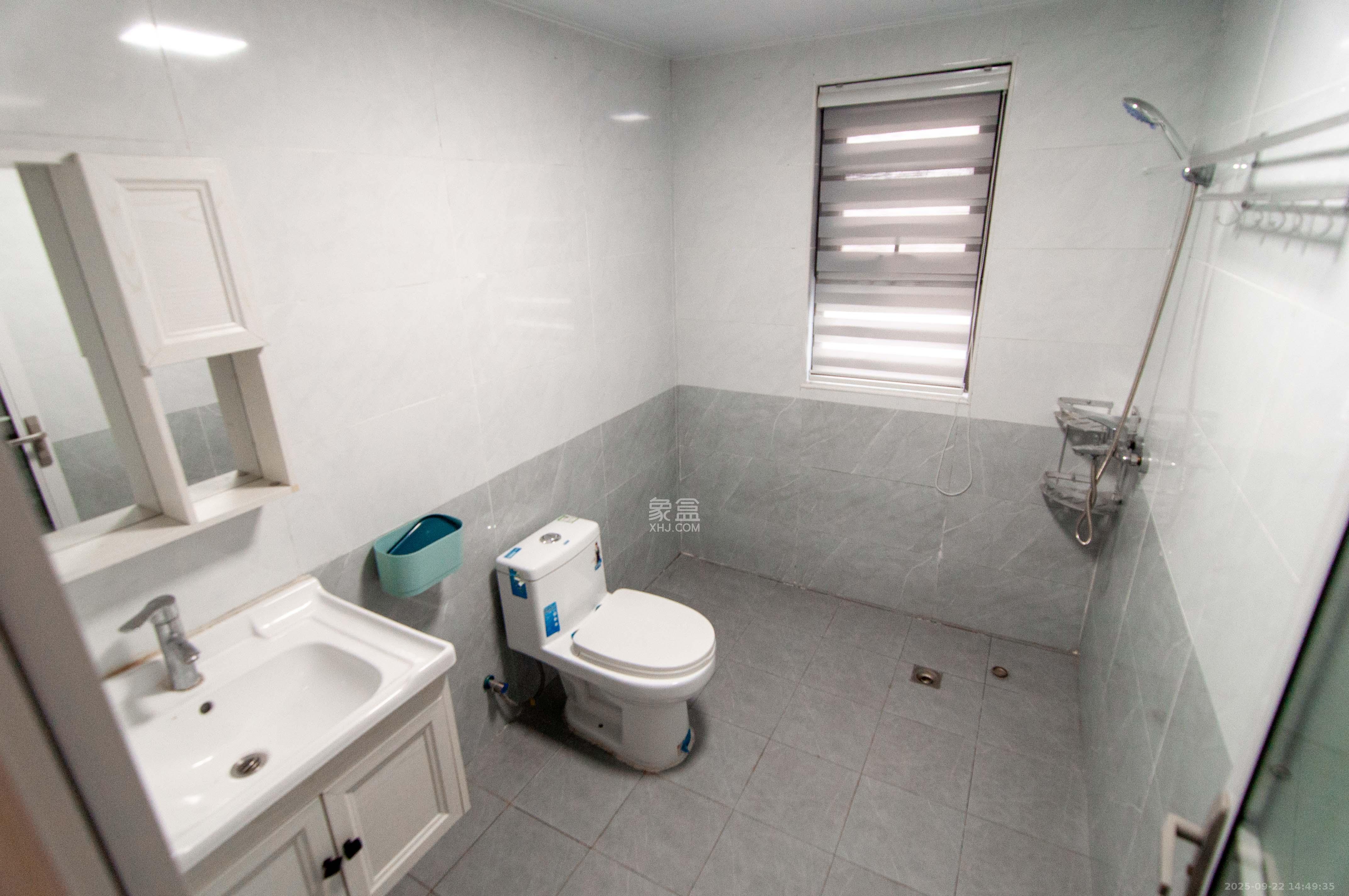 佳兆业云顶梅溪湖(佳兆业梅溪荟)  4室2厅2卫    206.0万 佳兆业云顶梅溪湖(佳兆业梅溪荟)  4室2厅2卫    206.0万卫生间