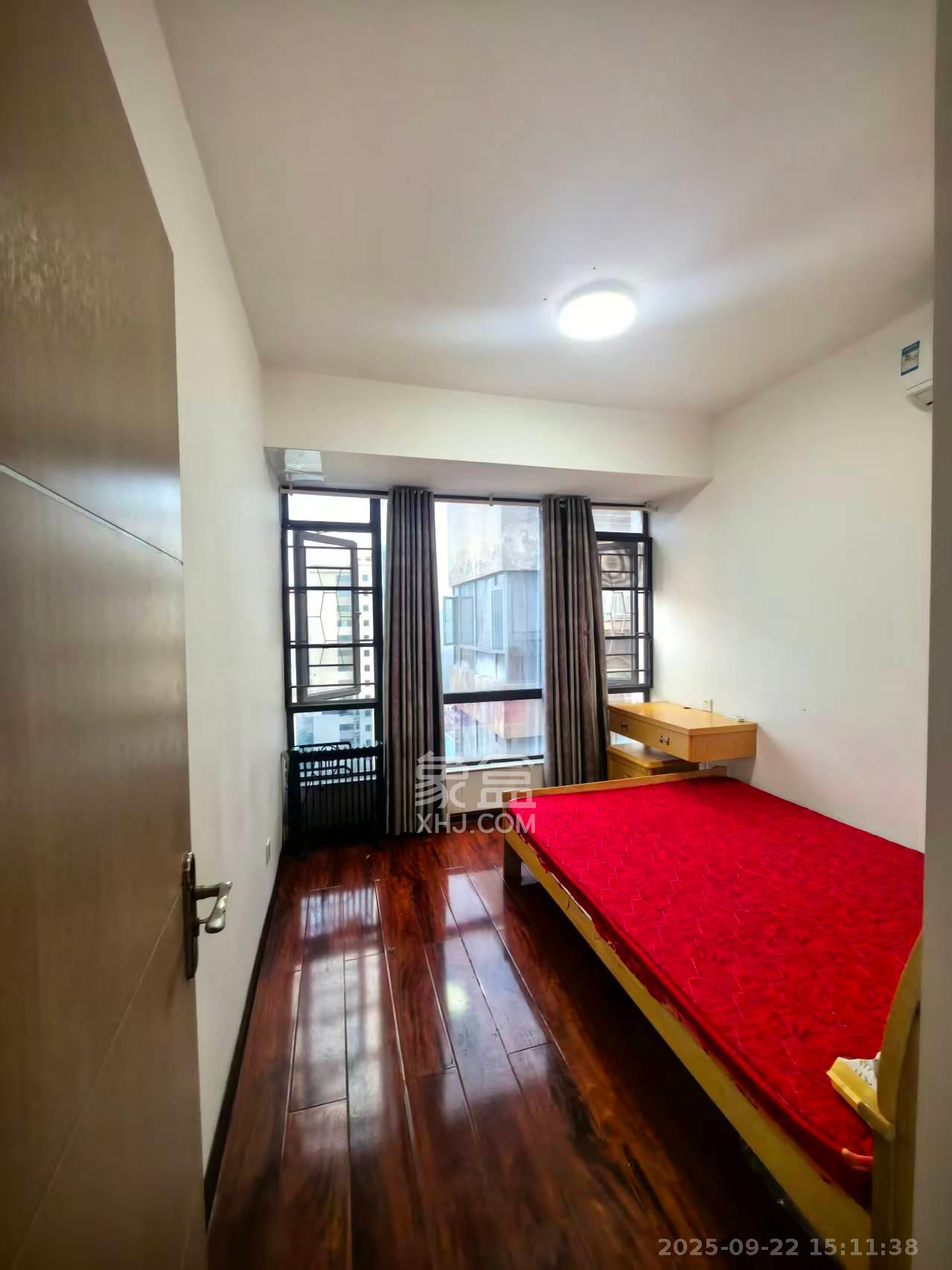 潇湘名城(新里程潇湘名城) 3室2厅1卫 2200.0元/月 潇湘名城(新里程潇湘名城) 3室2厅1卫 2200.0元/月室内图