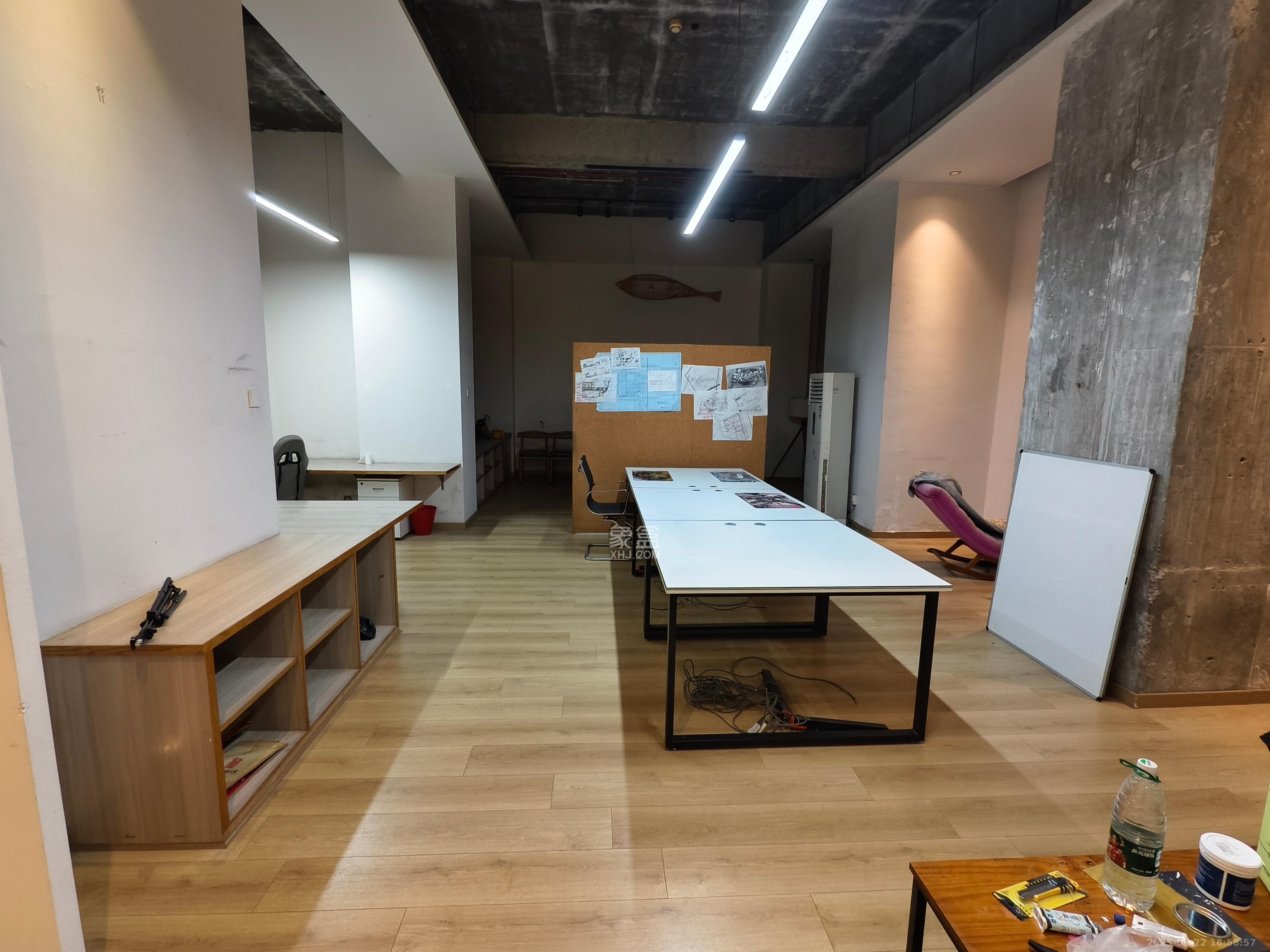 兰亭湾畔 3室1厅1卫 3500.0元/月 兰亭湾畔 3室1厅1卫 3500.0元/月室内图