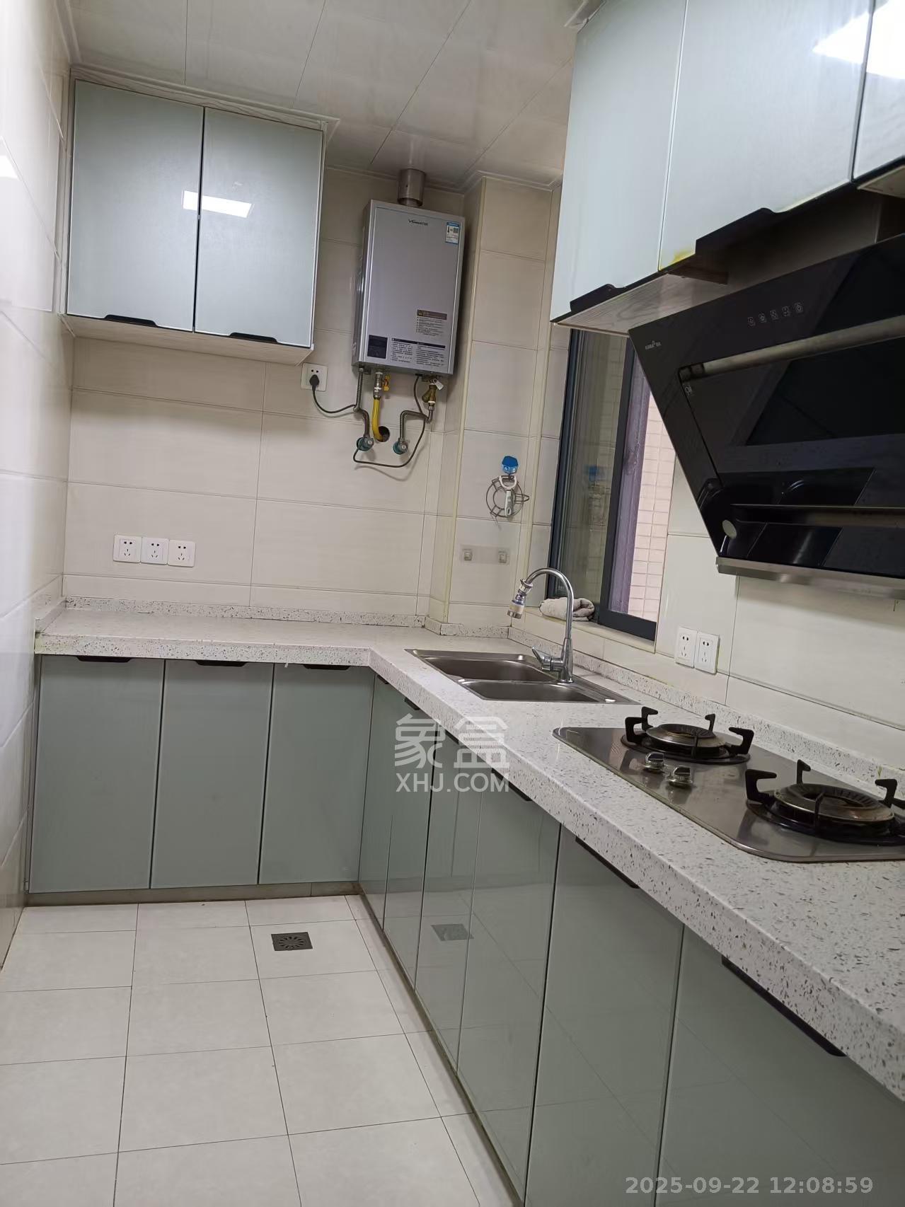 粟塘小区  2室1厅1卫    2100.0元/月室内图