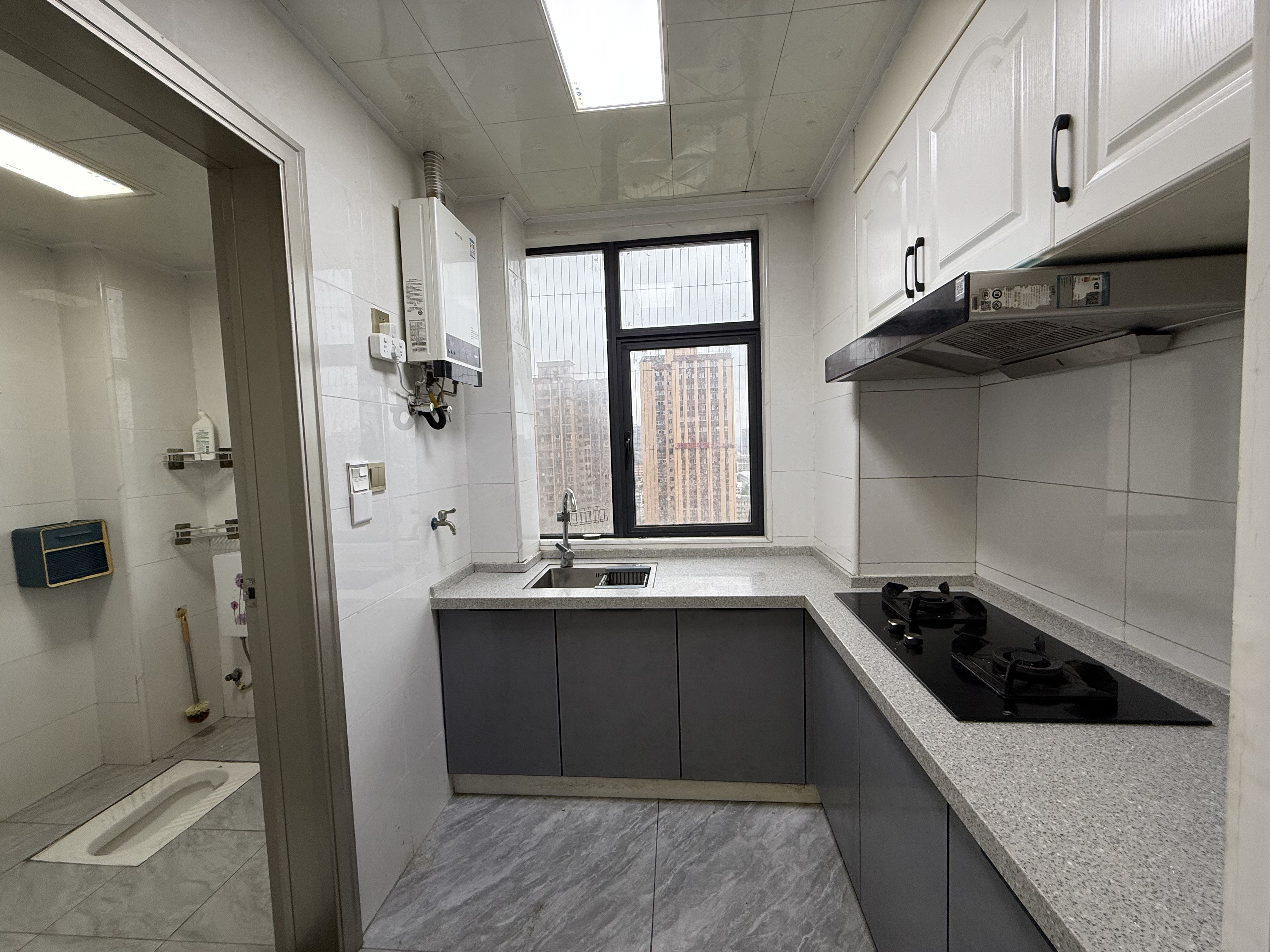 南苑上和三期  1室1厅1卫    1200.0元/月室内图