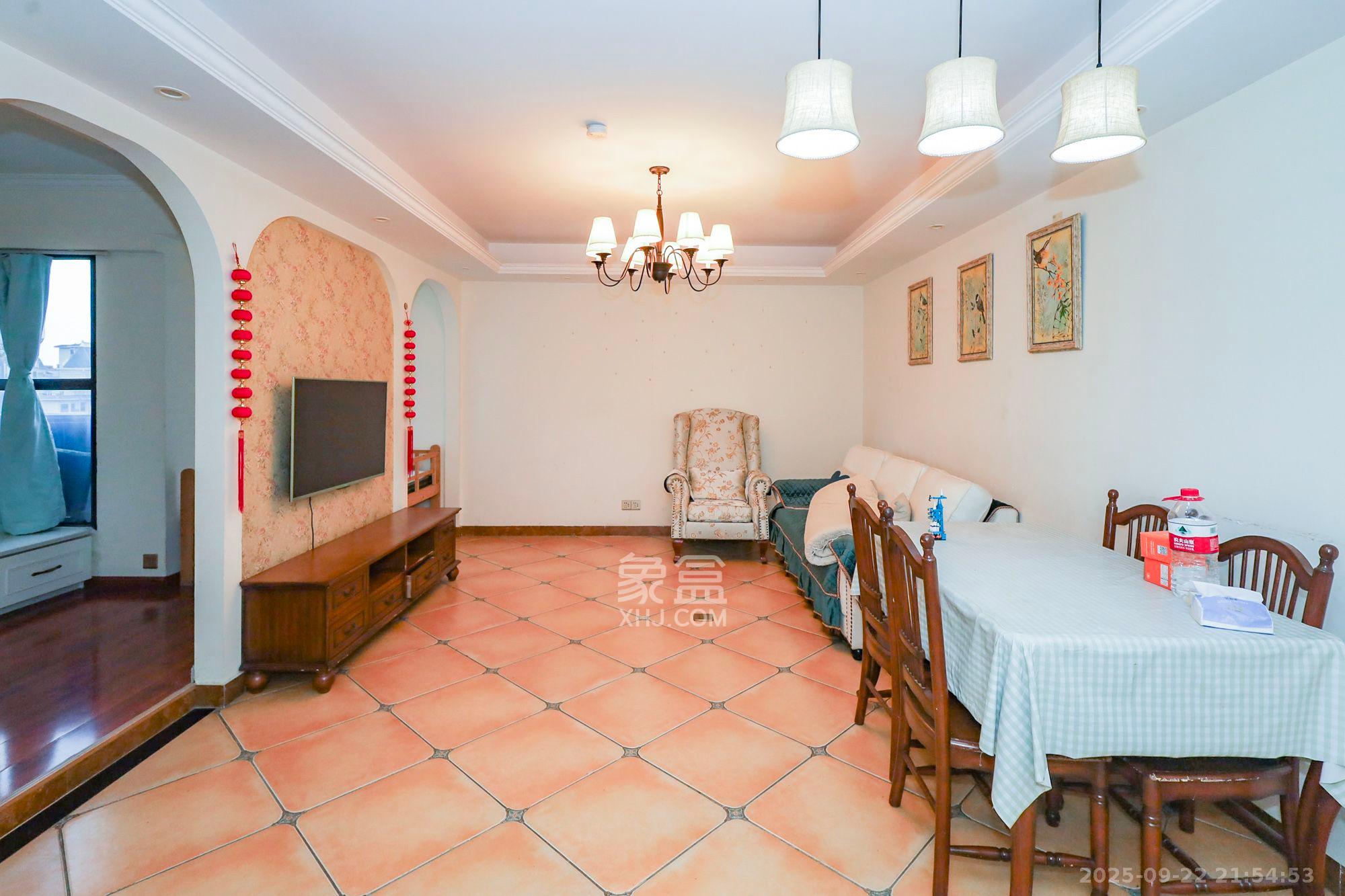 南山雍江汇(滨江国际新城) 3室1厅1卫 3000.0元/月 南山雍江汇(滨江国际新城) 3室1厅1卫 3000.0元/月室内图