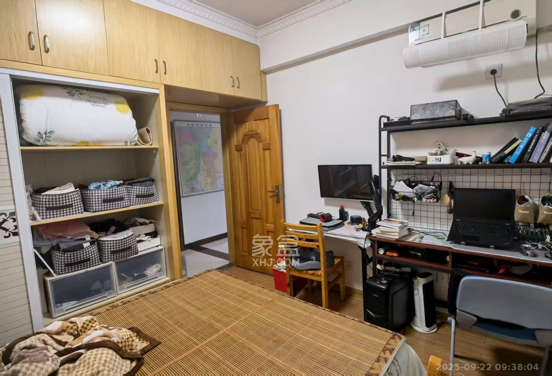 麓谷公馆（涉外国际公馆）  2室2厅1卫    2000.0元/月室内图