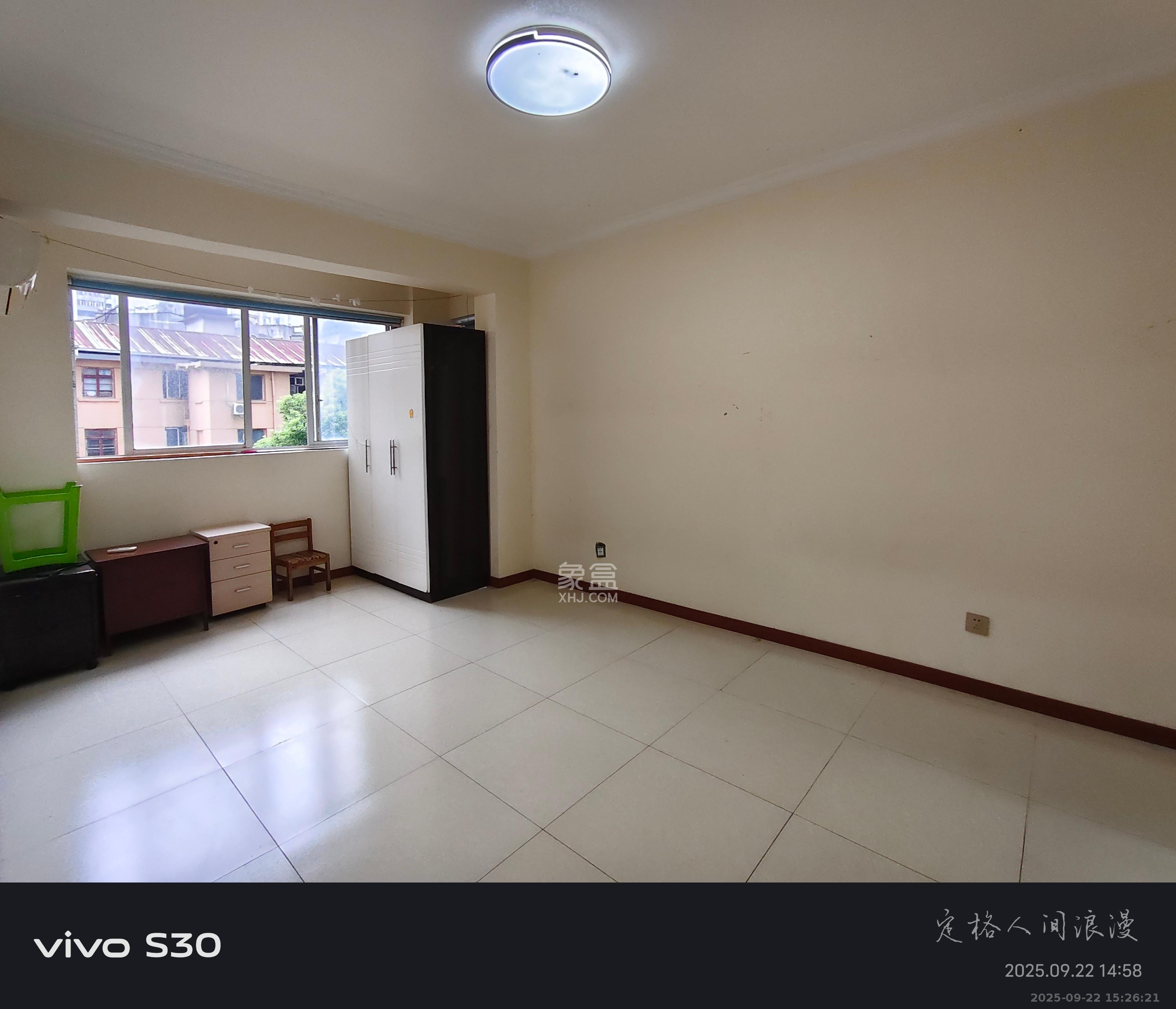 长城宾馆宿舍 3室2厅1卫 3200.0元/月 长城宾馆宿舍 3室2厅1卫 3200.0元/月室内图