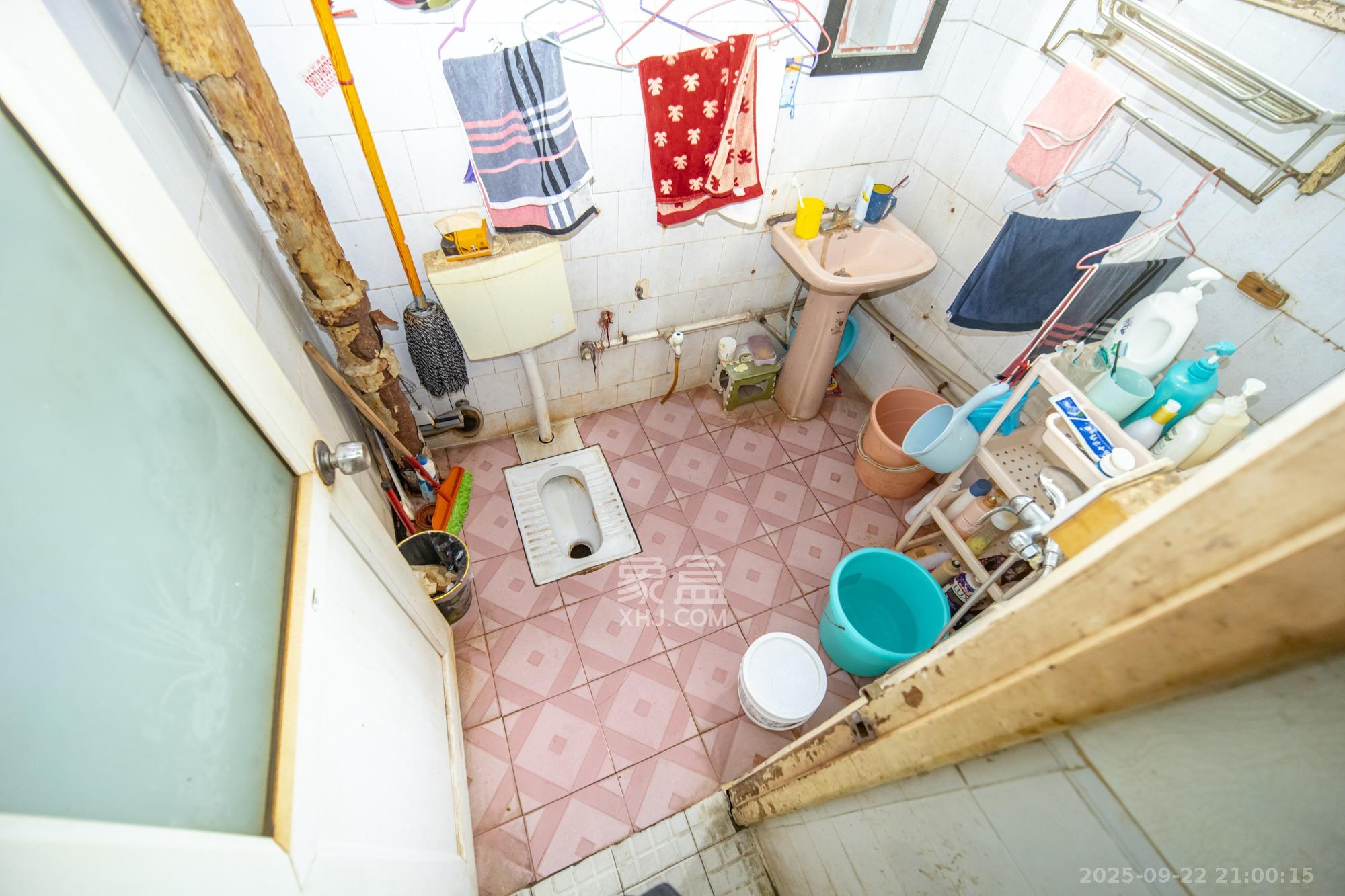 星沙二区  4室2厅1卫    37.8万 星沙二区  4室2厅1卫    37.8万卫生间