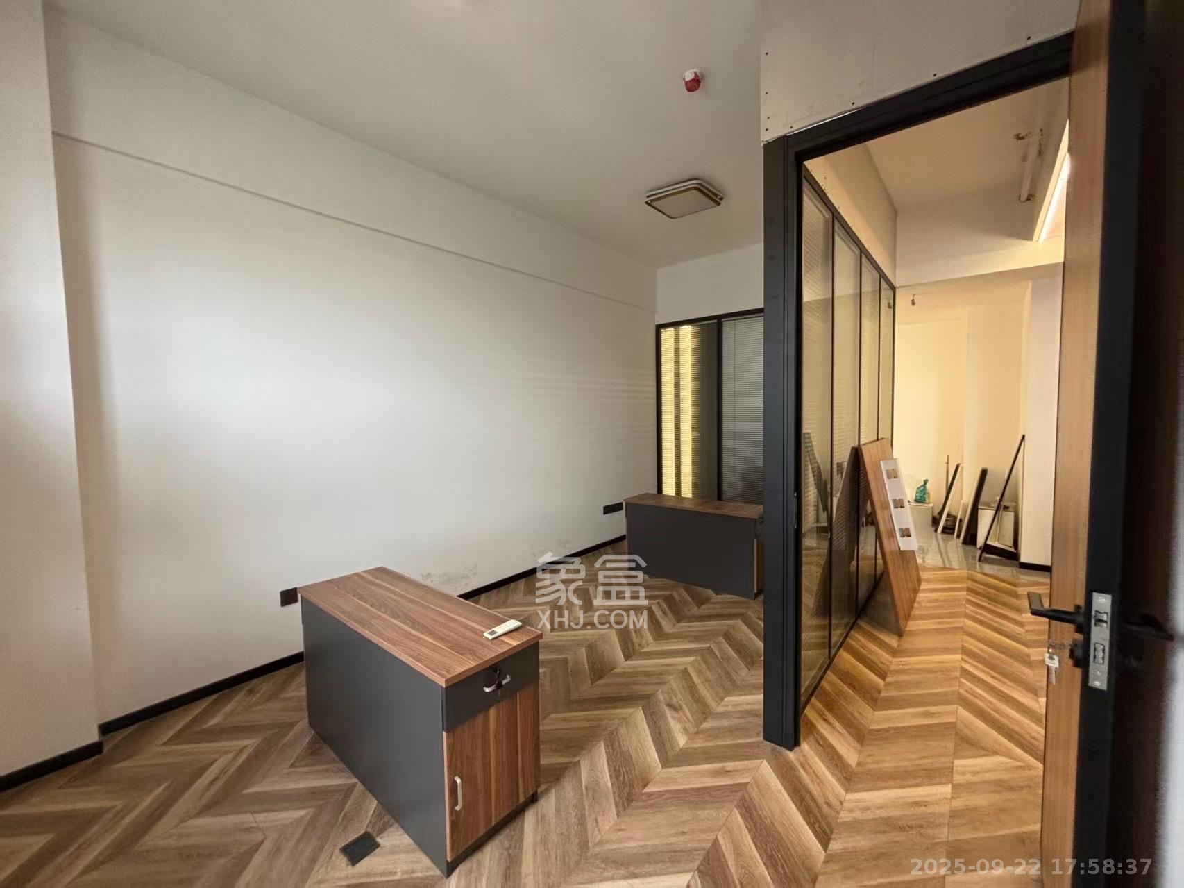 金科天悦(金科美邻汇) 1室1厅1卫 1000.0元/月 金科天悦(金科美邻汇) 1室1厅1卫 1000.0元/月室内图