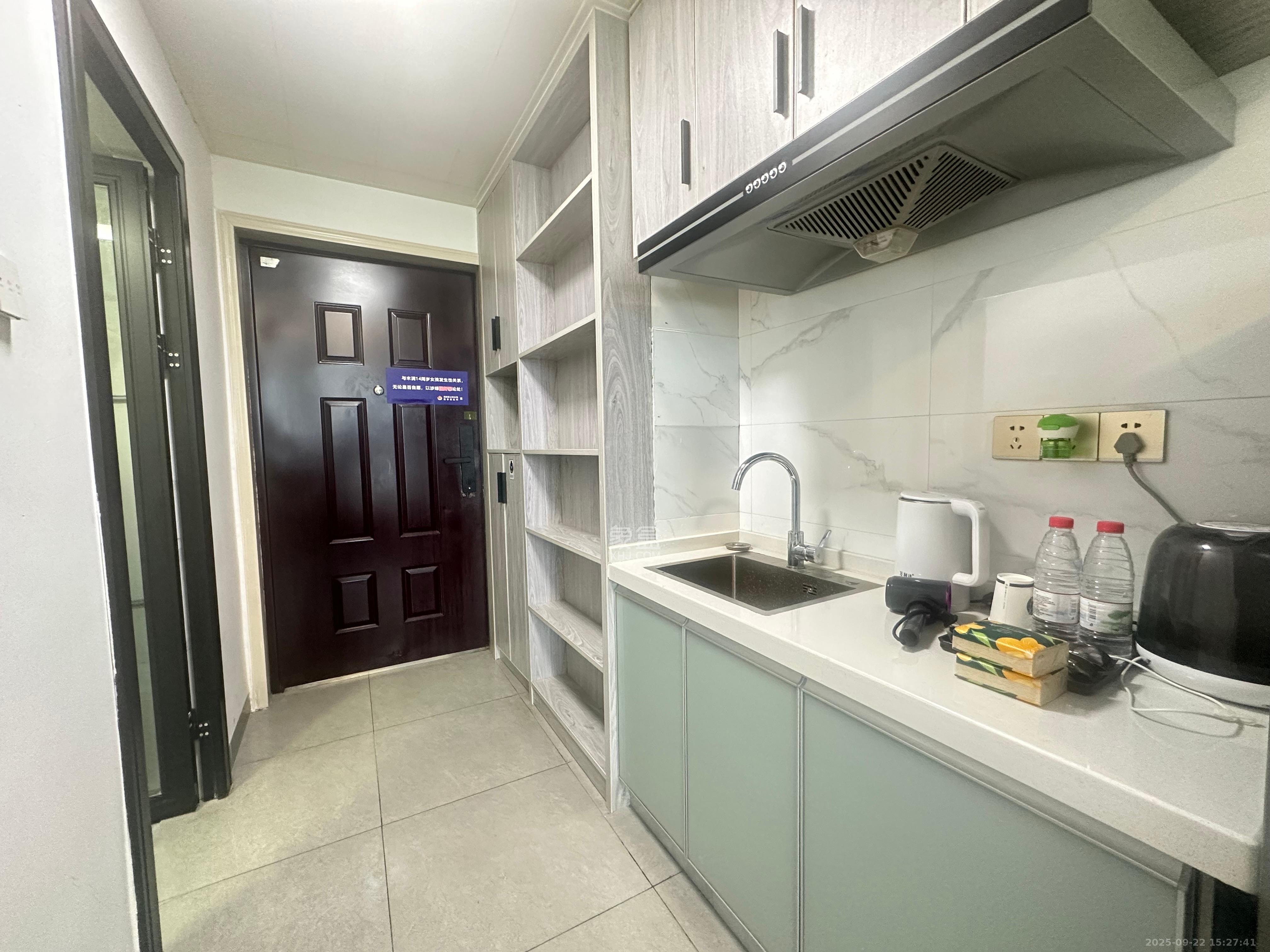 保利麓谷林语I区 1室1厅1卫 1400.0元/月 保利麓谷林语I区 1室1厅1卫 1400.0元/月室内图