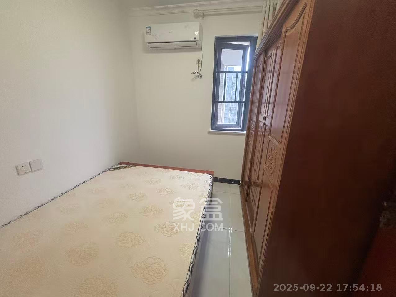 丰园城（鄱阳小区二期）  3室2厅1卫    1800.0元/月室内图