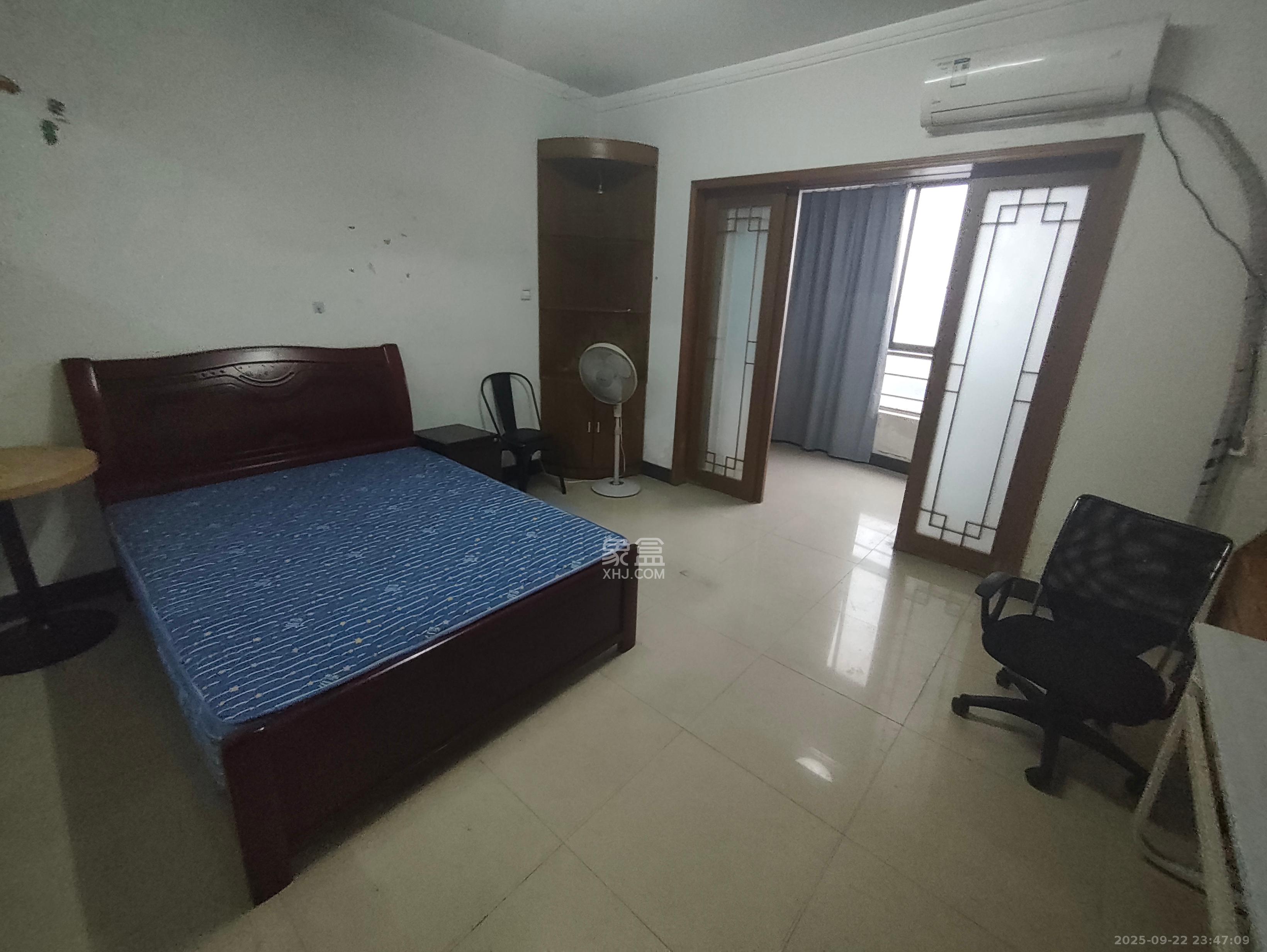 第六都(陆都小区) 1室1厅1卫 1300.0元/月 第六都(陆都小区) 1室1厅1卫 1300.0元/月室内图