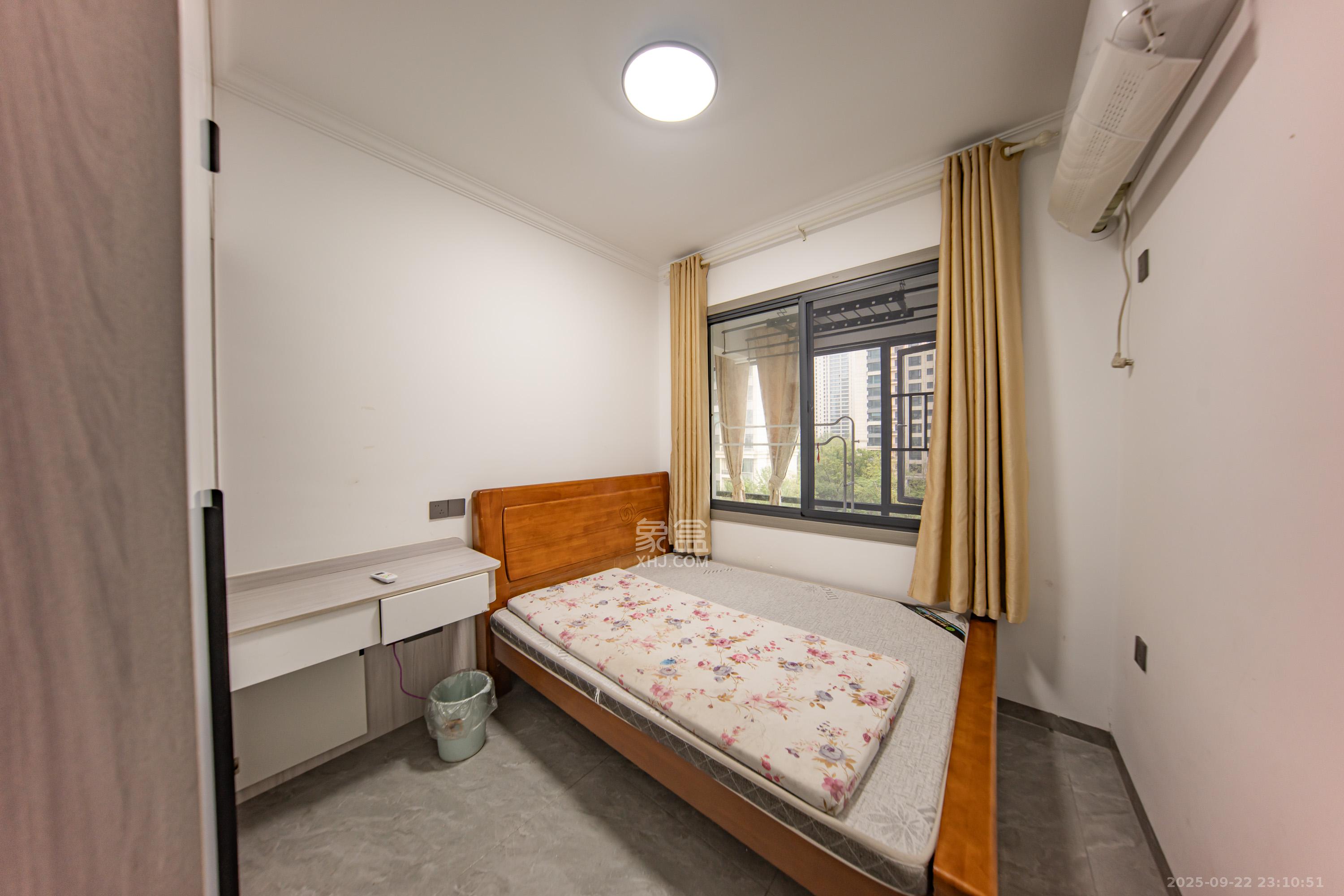 建投象山国际 3室2厅2卫 120.0万 建投象山国际 3室2厅2卫 120.0万卧室