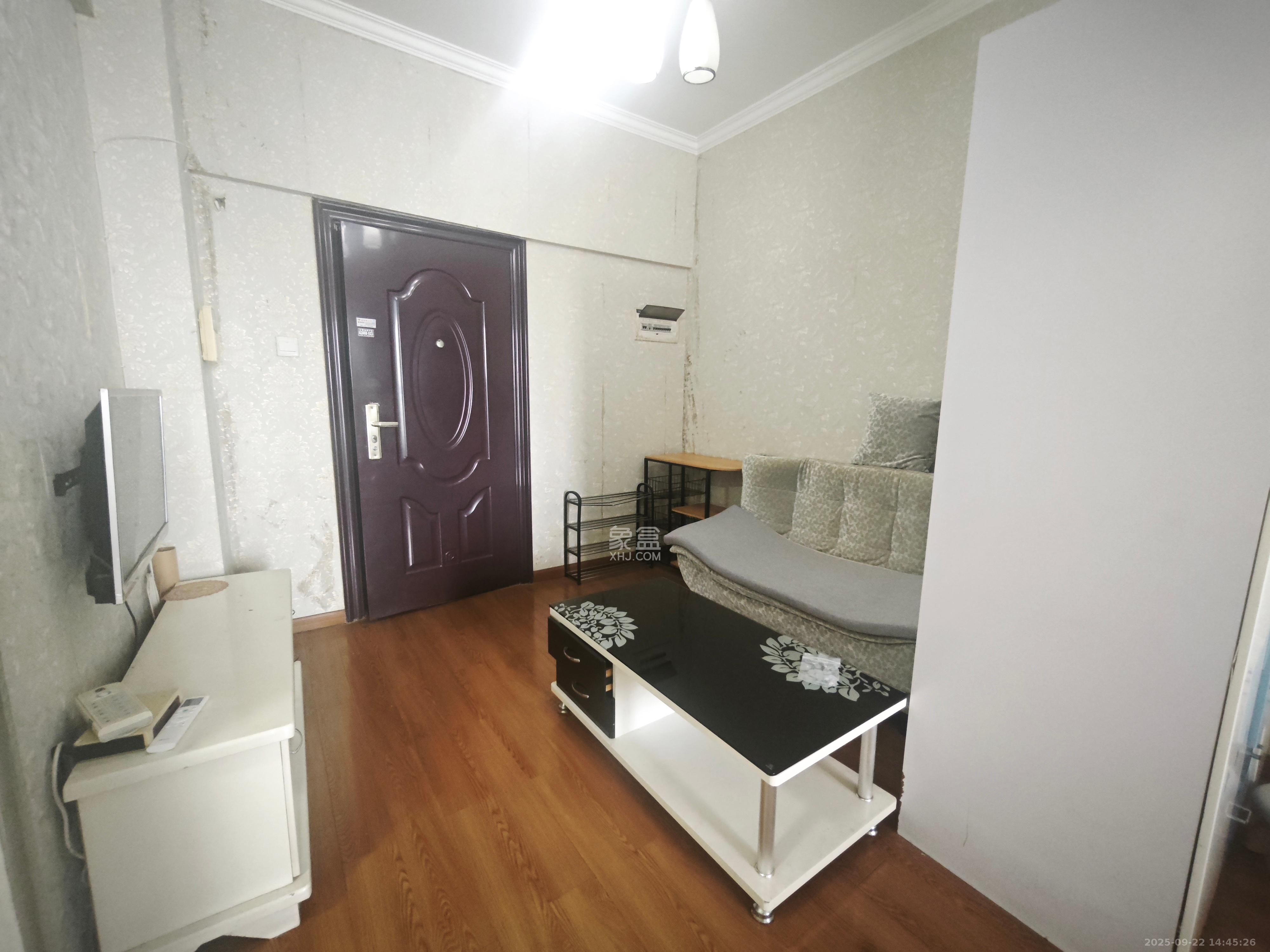 爵士湘 1室1厅1卫 1200.0元/月 爵士湘 1室1厅1卫 1200.0元/月室内图