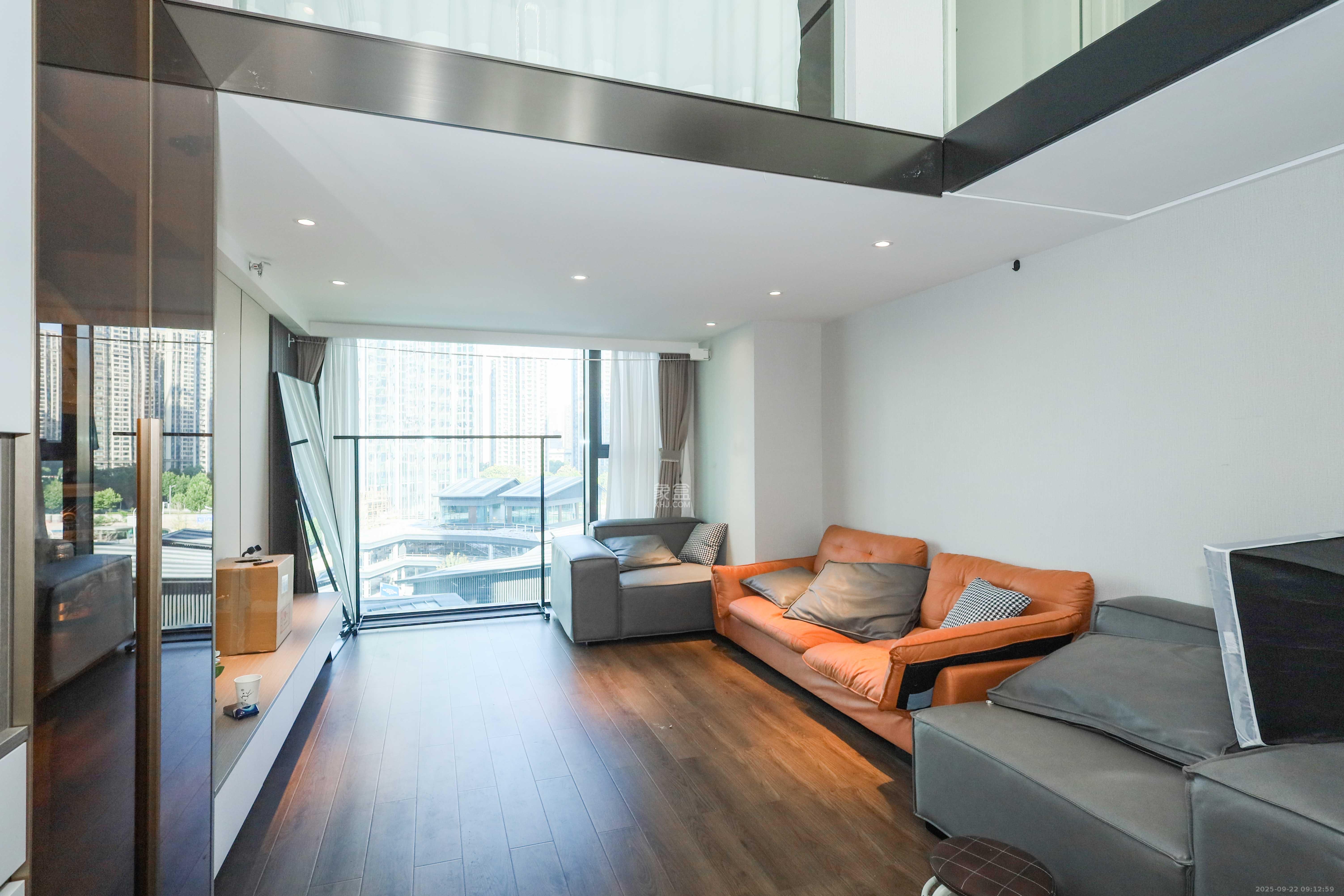 达美寰宇中心 2室1厅1卫 2300.0元/月 达美寰宇中心 2室1厅1卫 2300.0元/月室内图